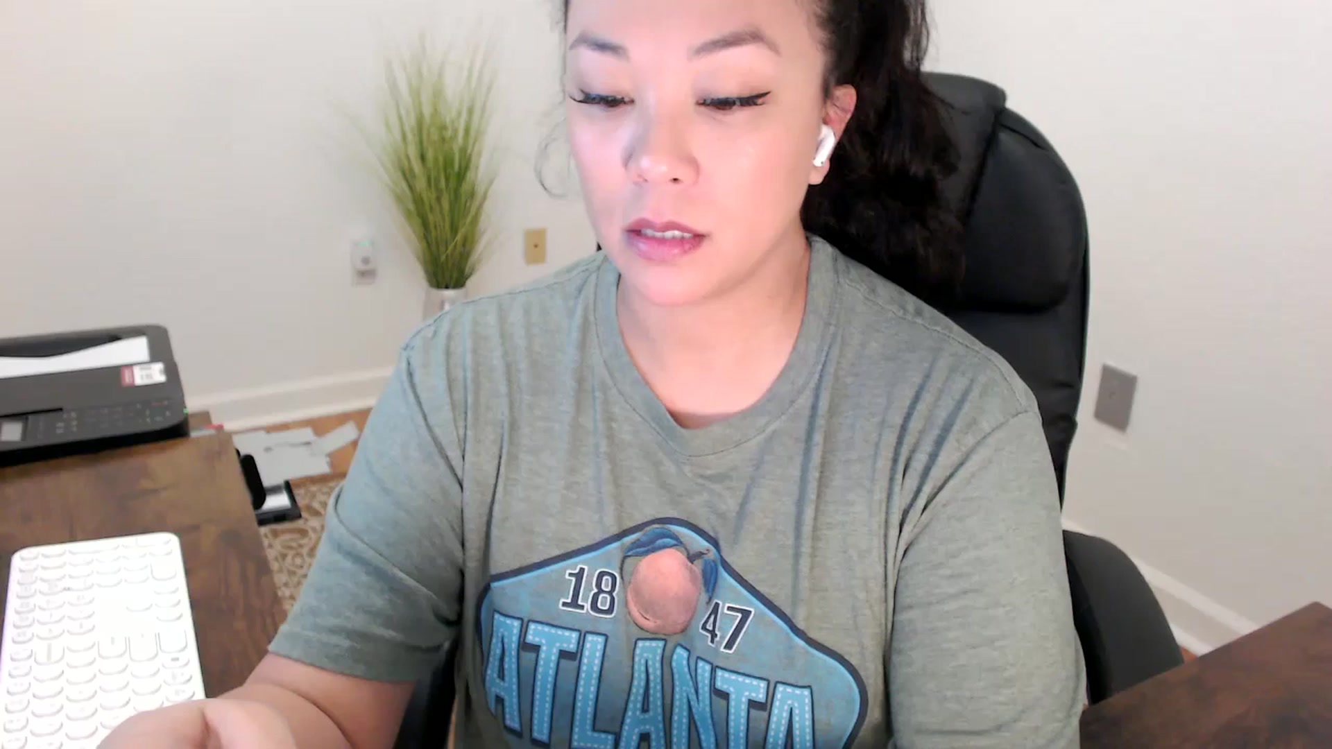 Gallery image thumbnail from MickaylaStar's myfreecams stream on, 01/28/2026, 17:09 image 16 of 20
