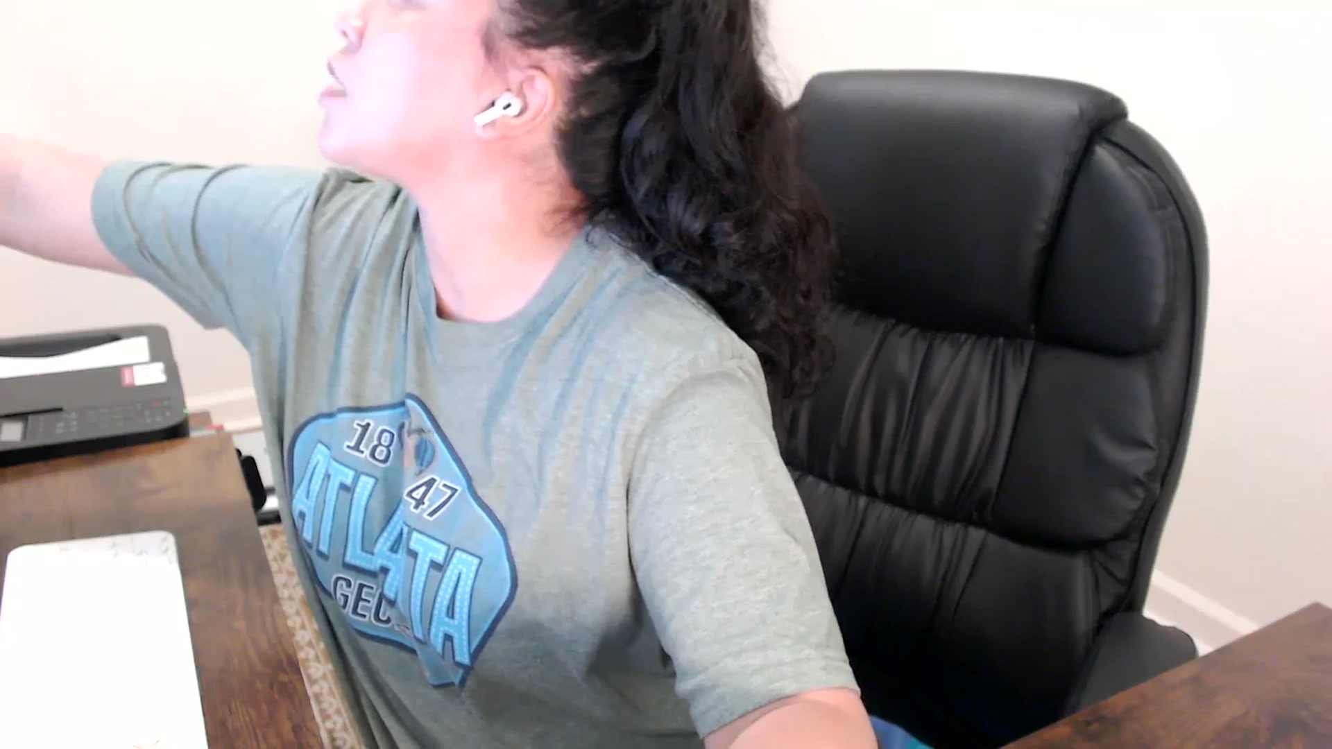 Gallery image thumbnail from MickaylaStar's myfreecams stream on, 01/28/2026, 18:53 image 6 of 20