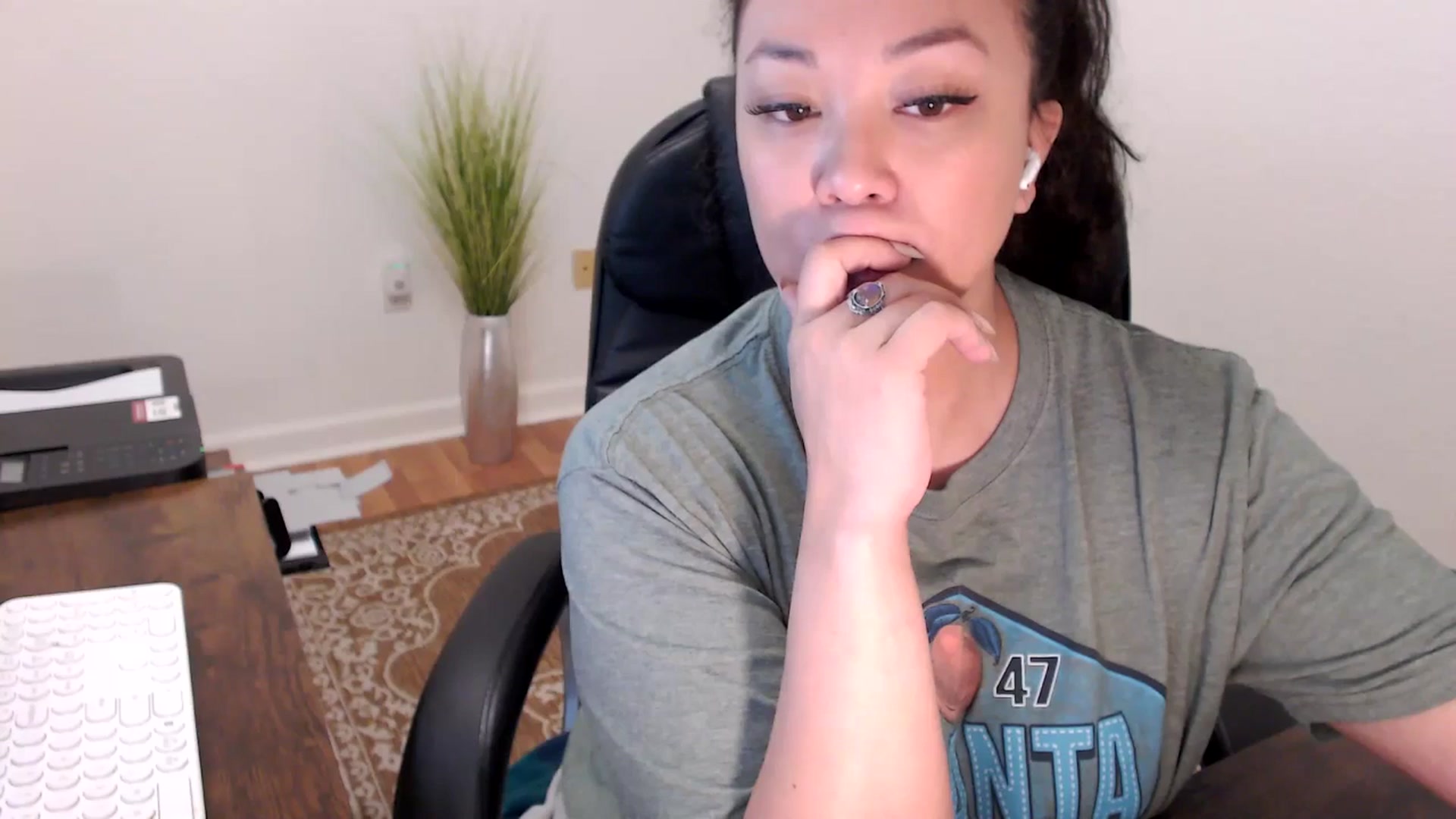 Gallery image thumbnail from MickaylaStar's myfreecams stream on, 01/28/2026, 18:53 image 16 of 20