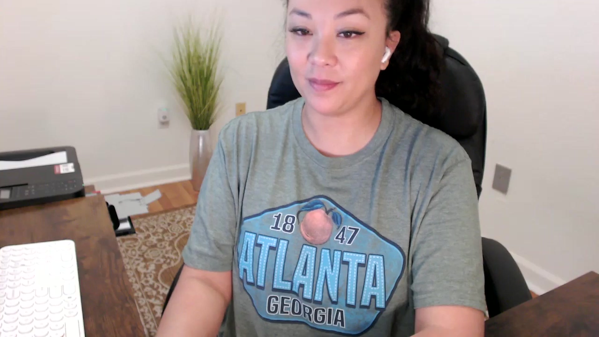 Gallery image thumbnail from MickaylaStar's myfreecams stream on, 01/28/2026, 18:53 image 19 of 20