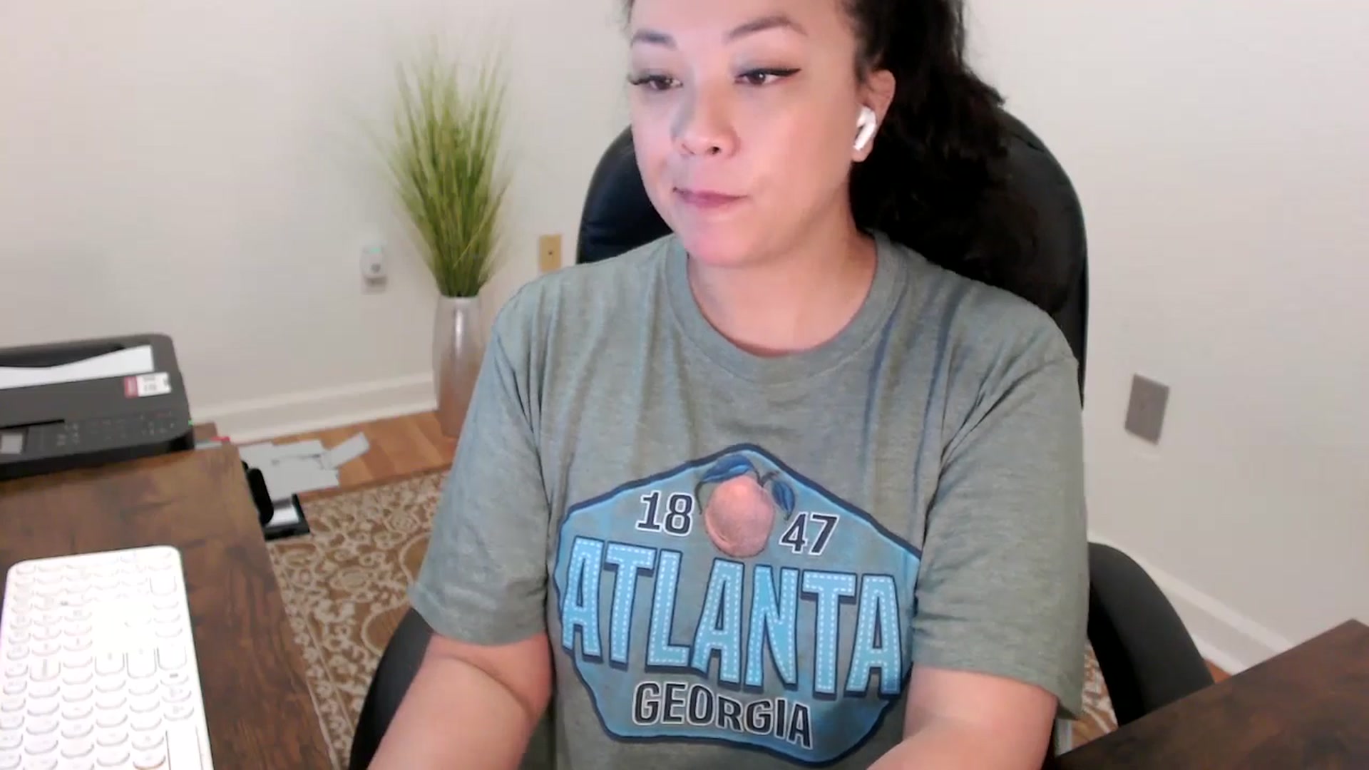 Gallery image thumbnail from MickaylaStar's myfreecams stream on, 01/28/2026, 18:53 image 8 of 20