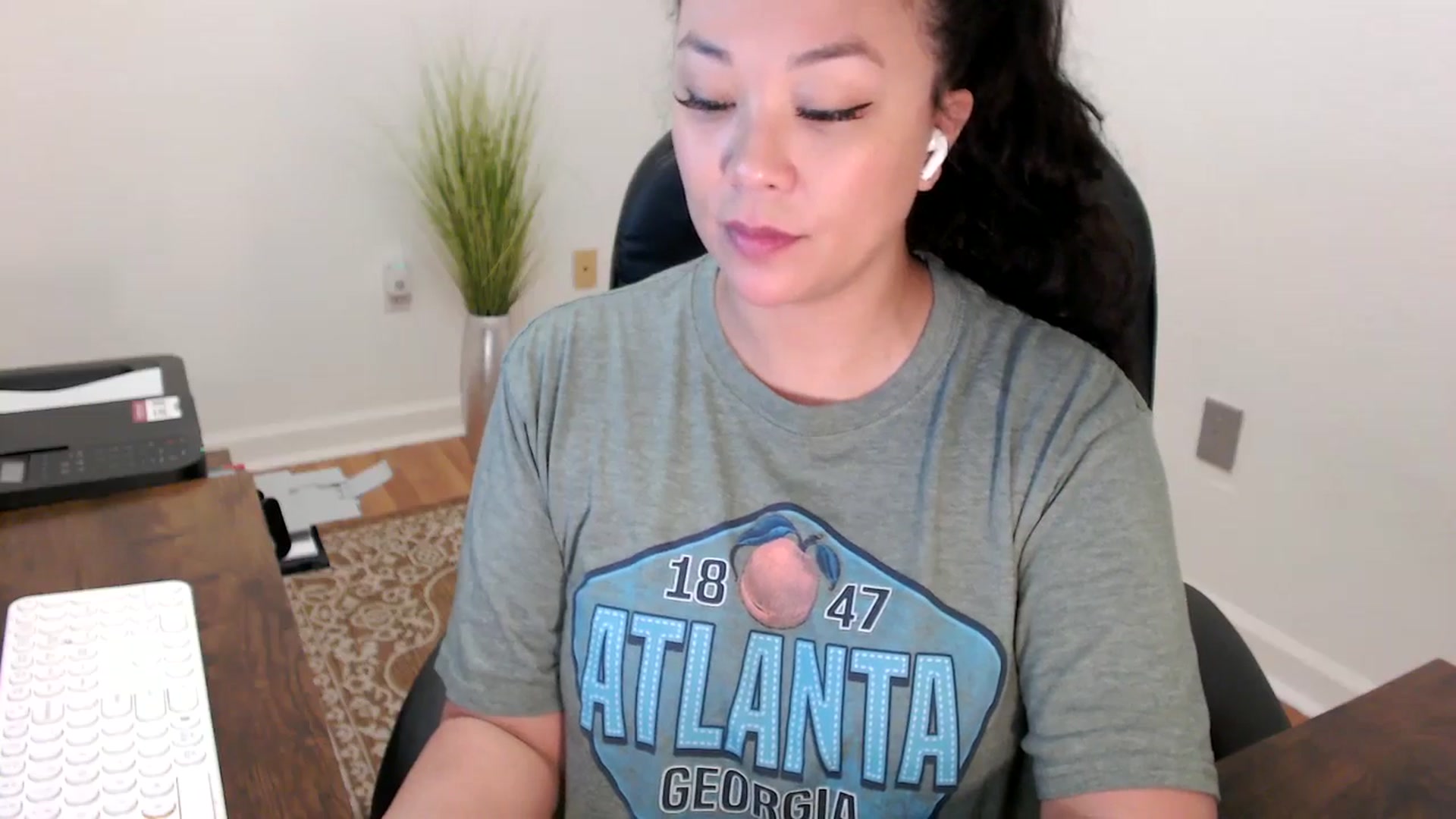 Gallery image thumbnail from MickaylaStar's myfreecams stream on, 01/28/2026, 18:53 image 7 of 20