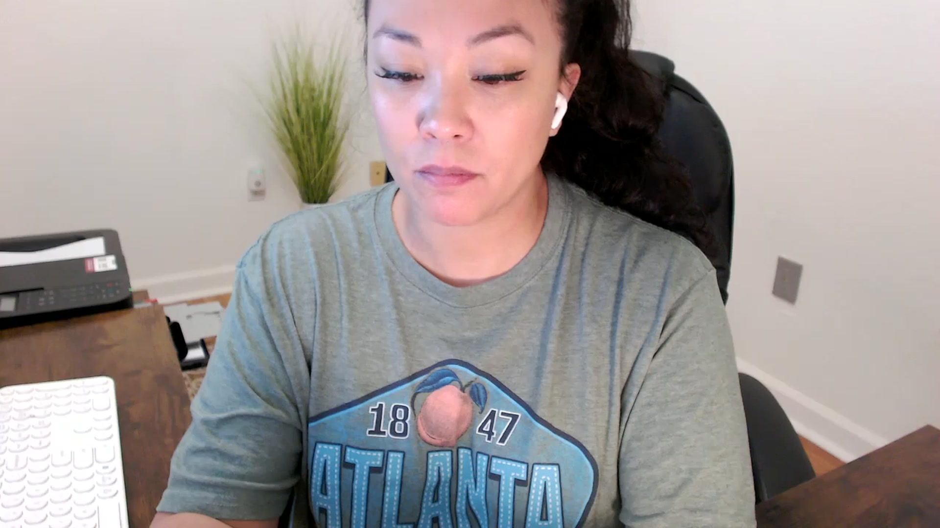 Gallery image thumbnail from MickaylaStar's myfreecams stream on, 01/28/2026, 19:28 image 15 of 20