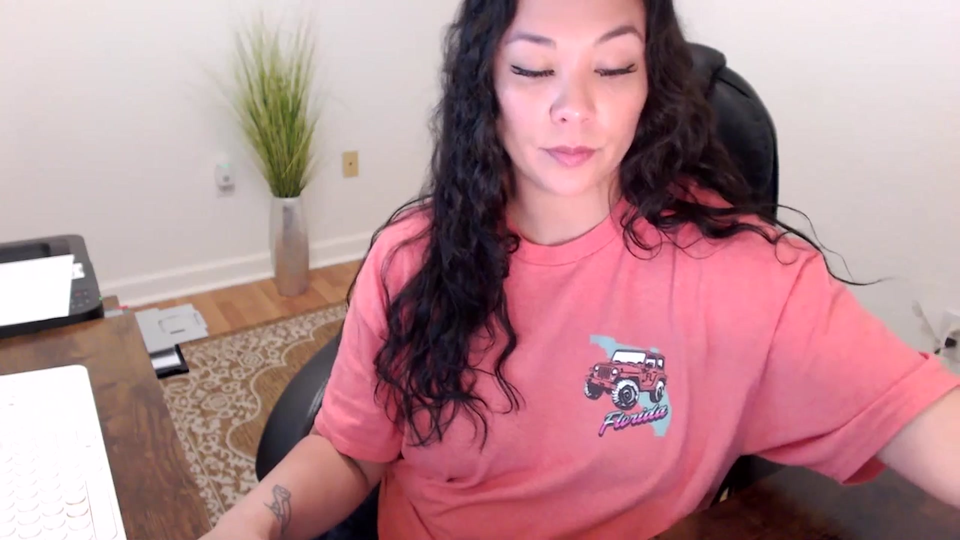 Gallery image thumbnail from MickaylaStar's myfreecams stream on, 01/29/2026, 16:42 image 15 of 20