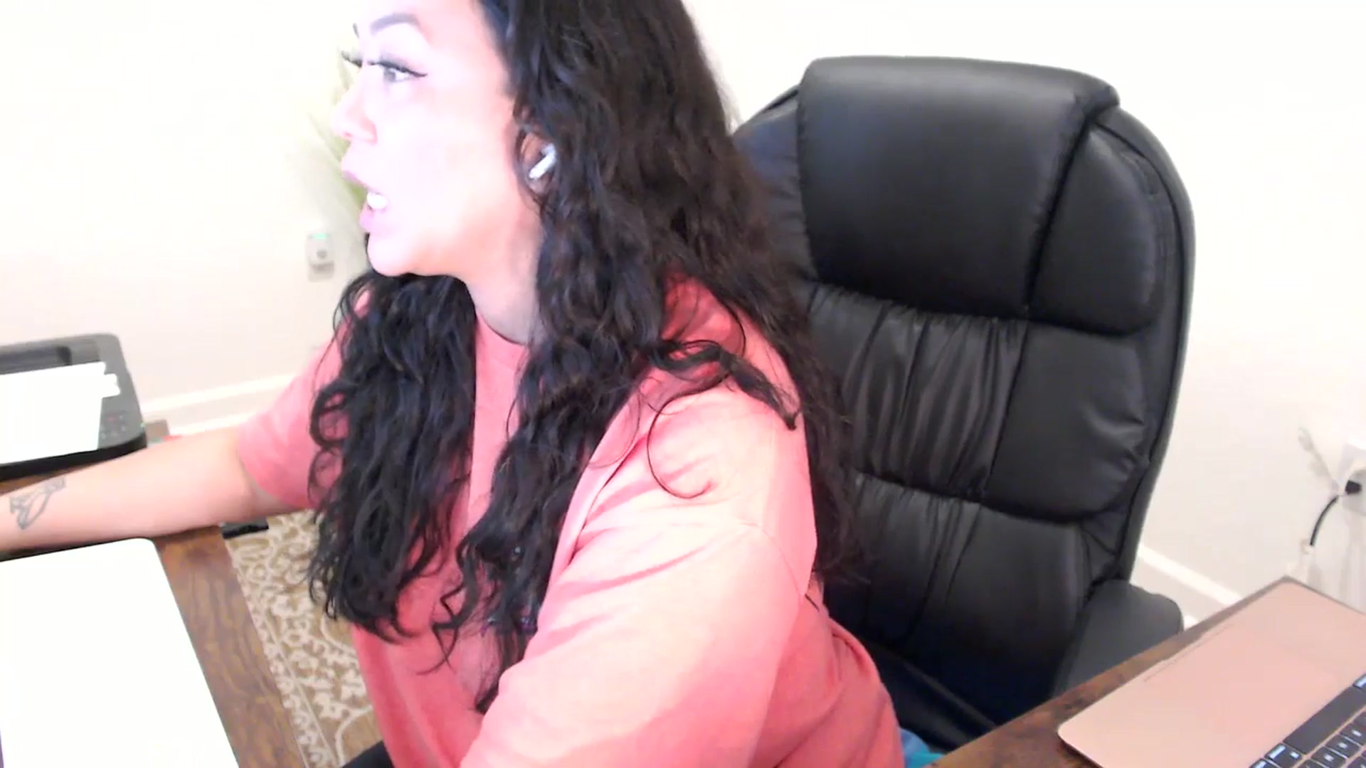Gallery image thumbnail from MickaylaStar's myfreecams stream on, 01/29/2026, 17:12 image 8 of 20