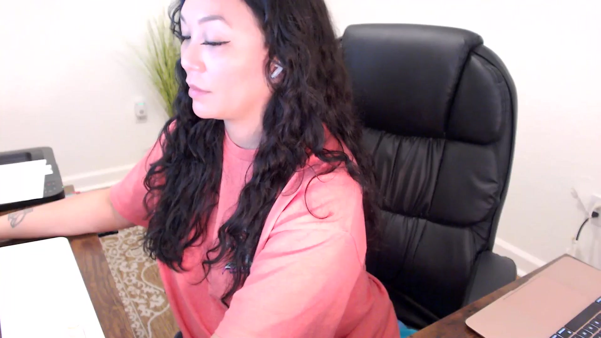 Gallery image thumbnail from MickaylaStar's myfreecams stream on, 01/29/2026, 17:12 image 7 of 20