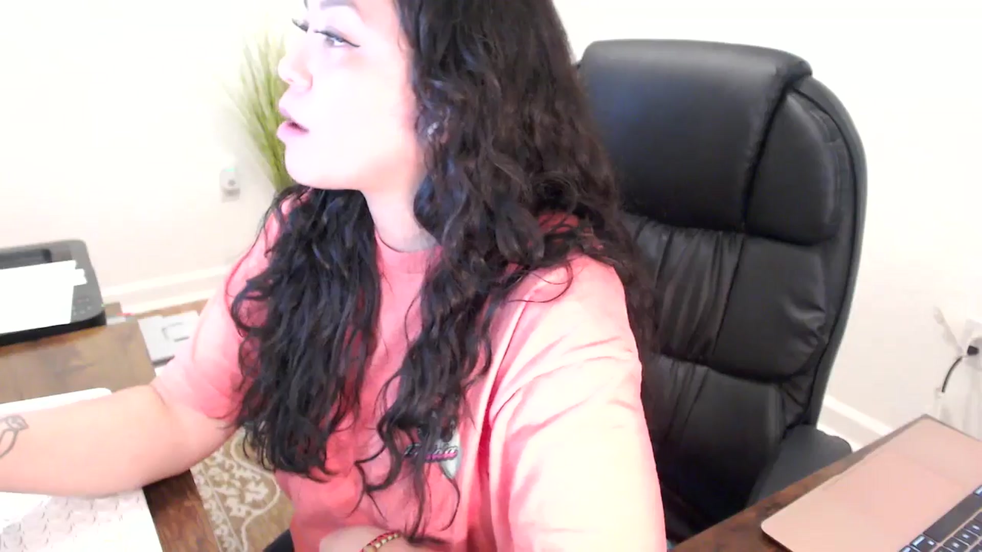 Gallery image thumbnail from MickaylaStar's myfreecams stream on, 01/29/2026, 17:12 image 10 of 20