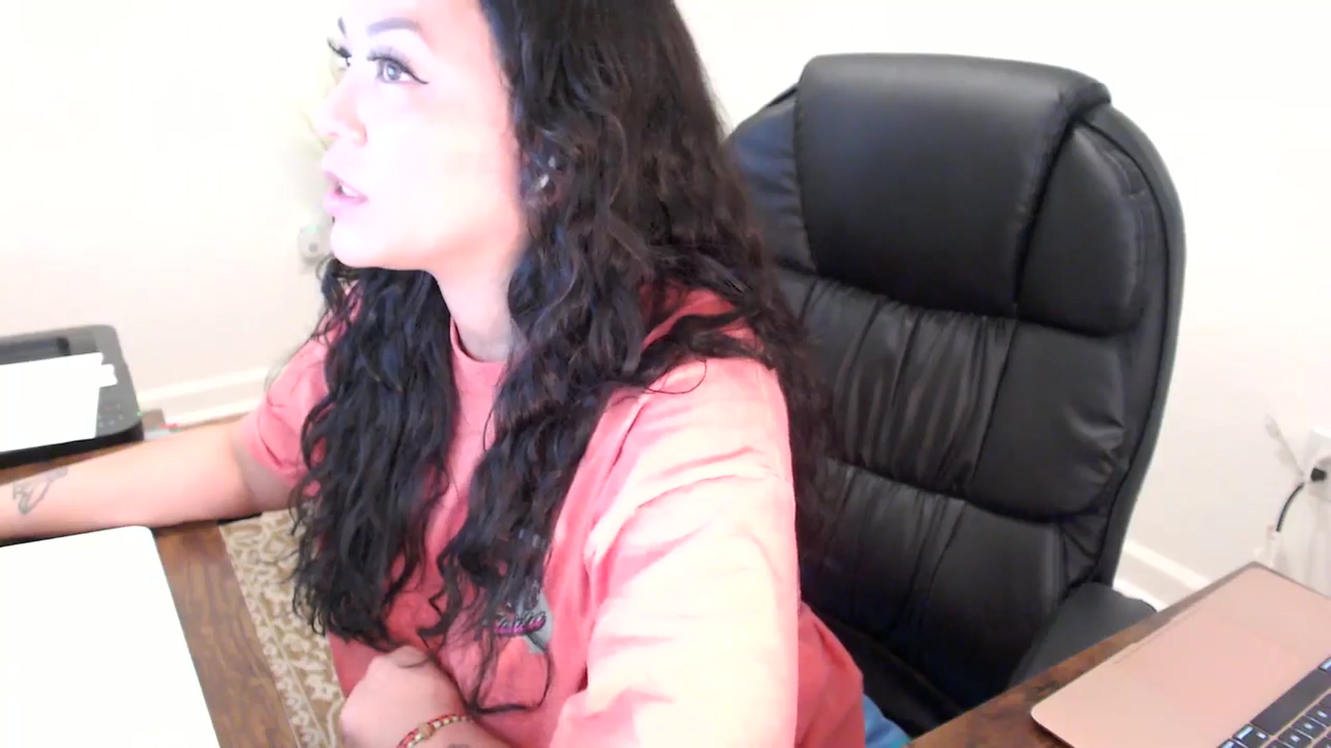 Gallery image thumbnail from MickaylaStar's myfreecams stream on, 01/29/2026, 17:12 image 9 of 20