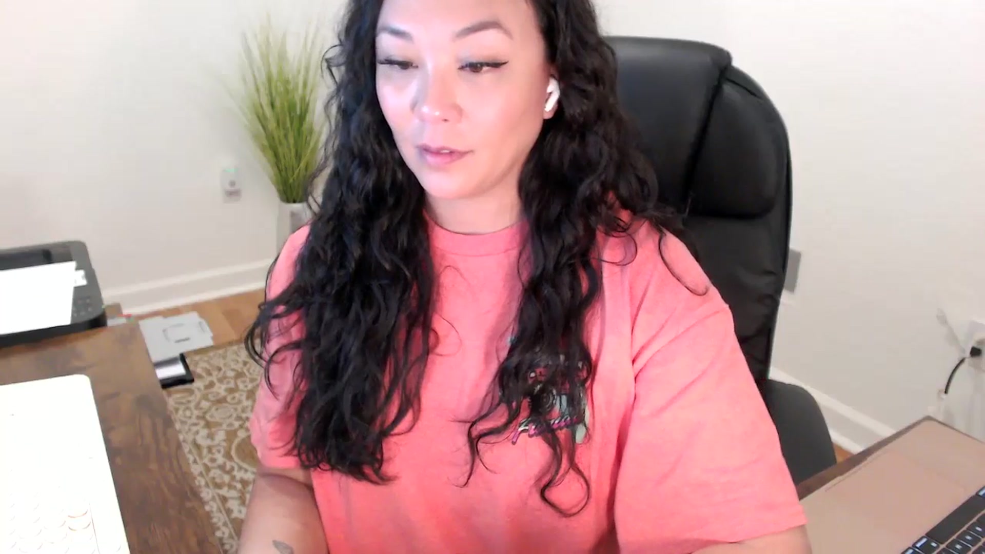 Gallery image thumbnail from MickaylaStar's myfreecams stream on, 01/29/2026, 17:12 image 2 of 20