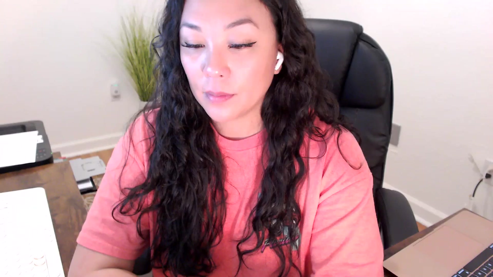 Gallery image thumbnail from MickaylaStar's myfreecams stream on, 01/29/2026, 17:12 image 5 of 20
