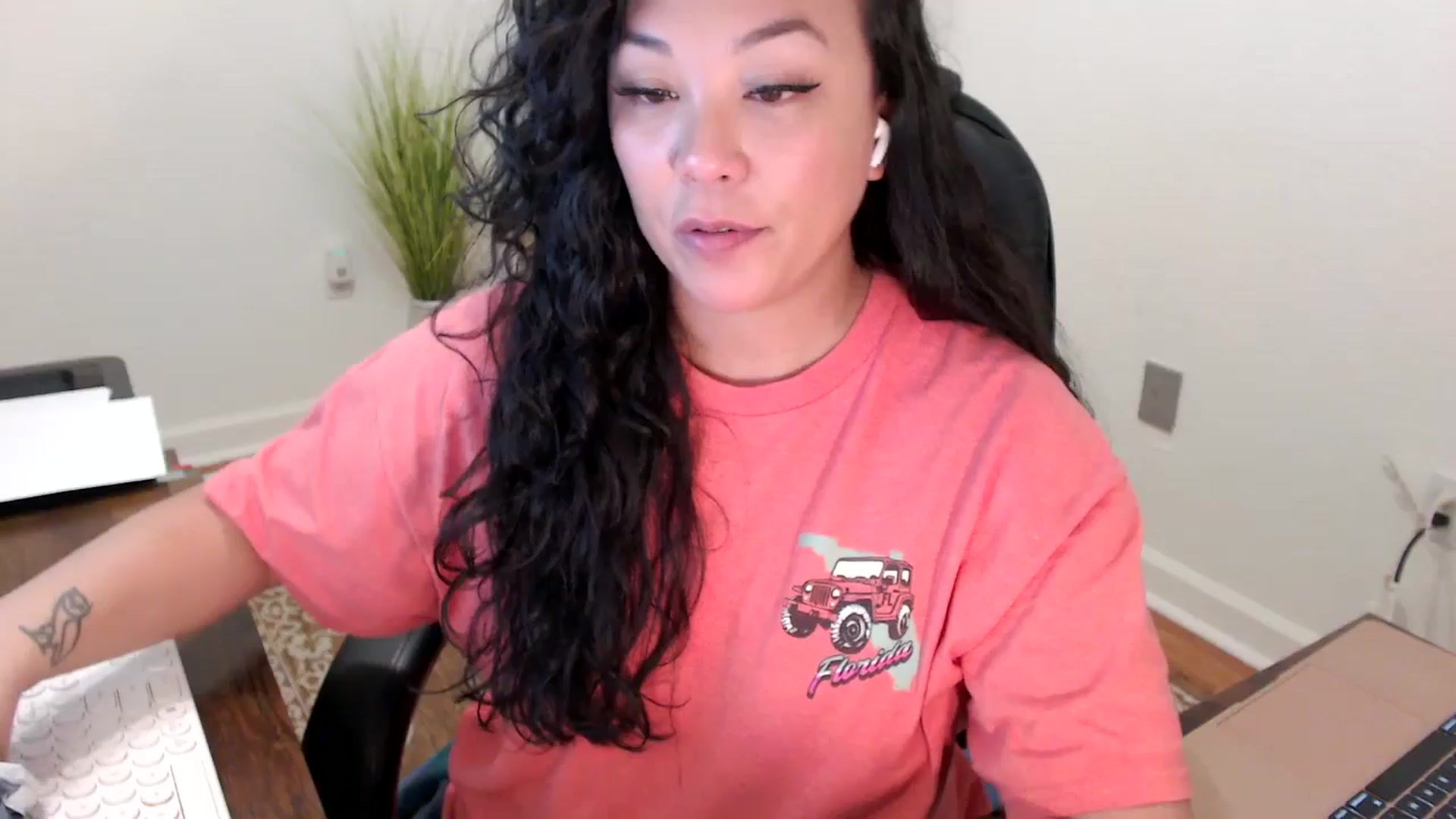 Gallery image thumbnail from MickaylaStar's myfreecams stream on, 01/29/2026, 17:35 image 3 of 20