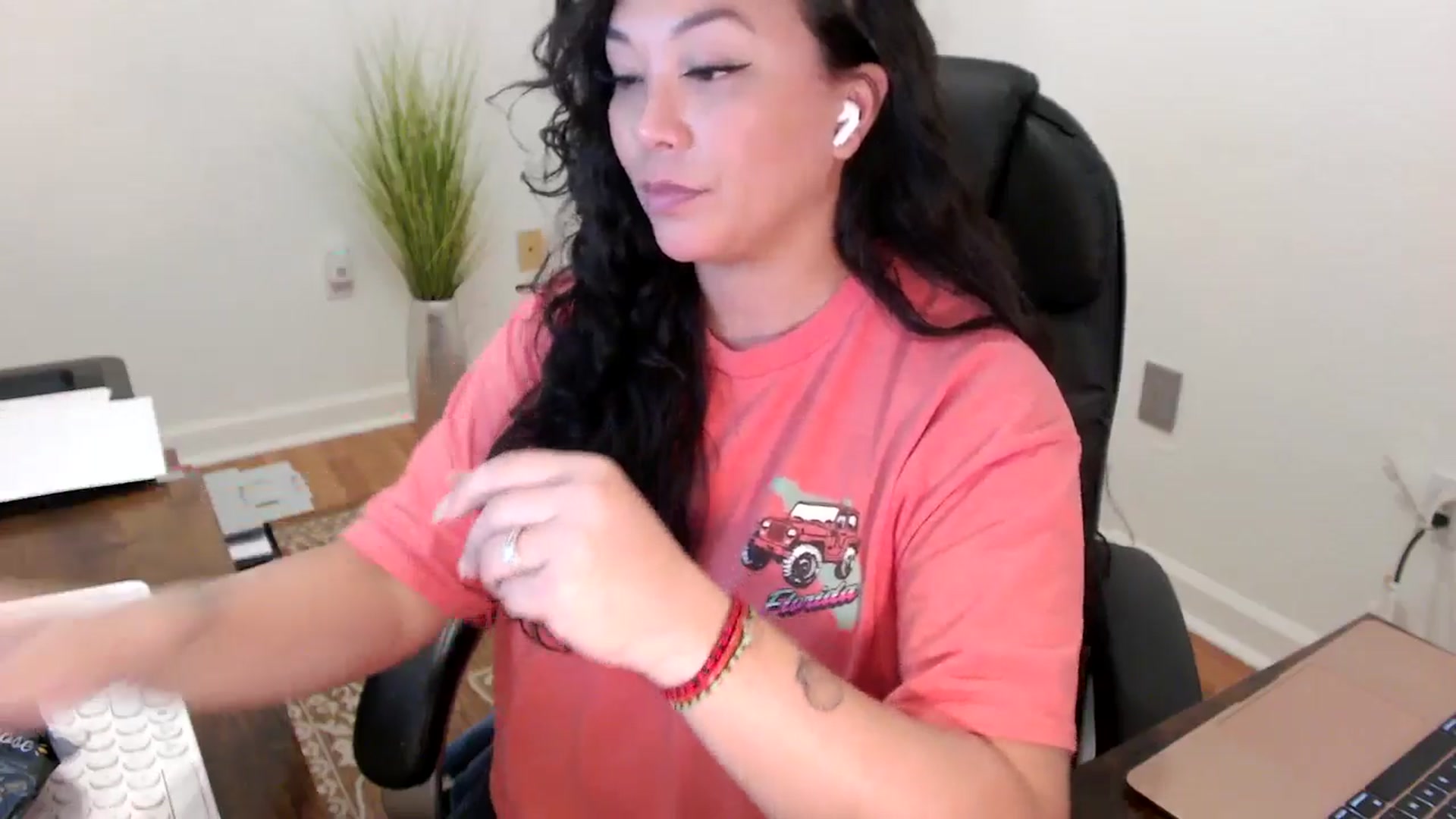Gallery image thumbnail from MickaylaStar's myfreecams stream on, 01/29/2026, 17:35 image 12 of 20