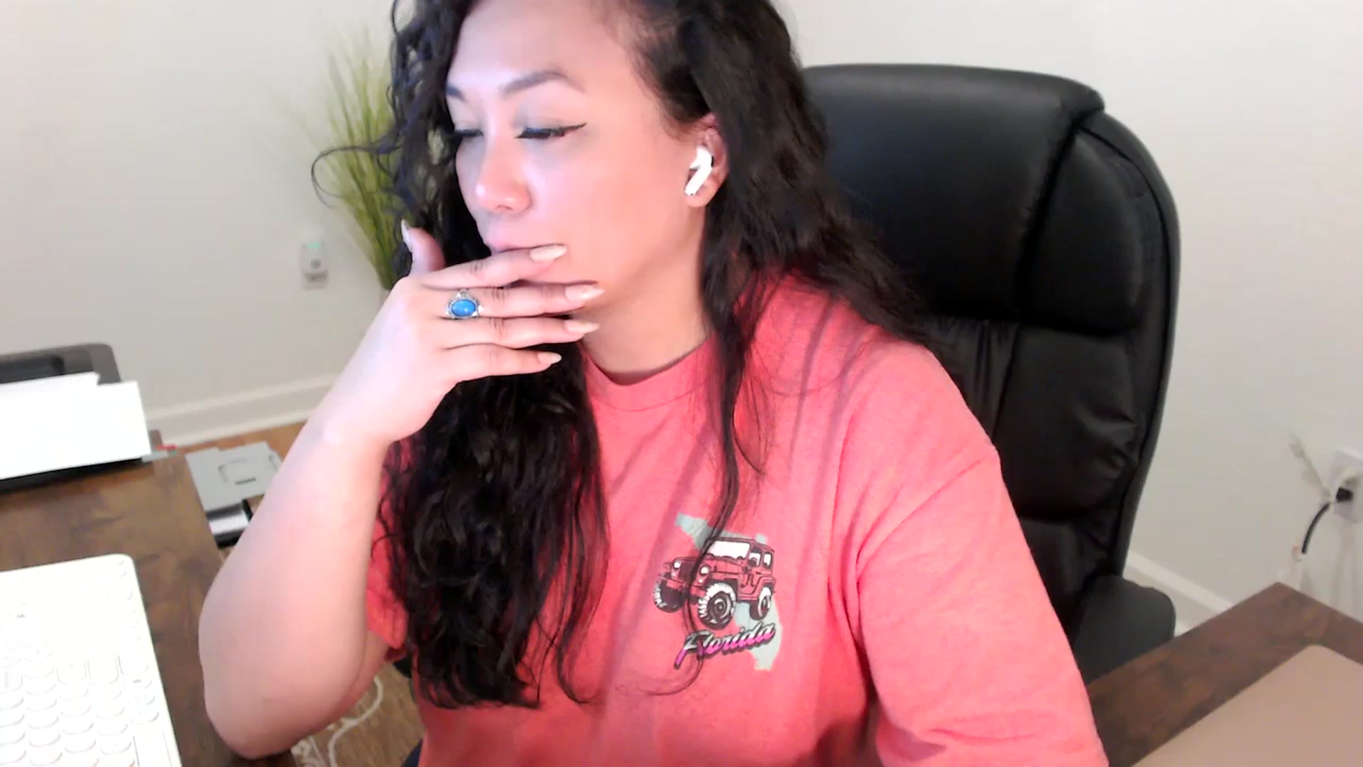 Gallery image thumbnail from MickaylaStar's myfreecams stream on, 01/29/2026, 18:07 image 6 of 20