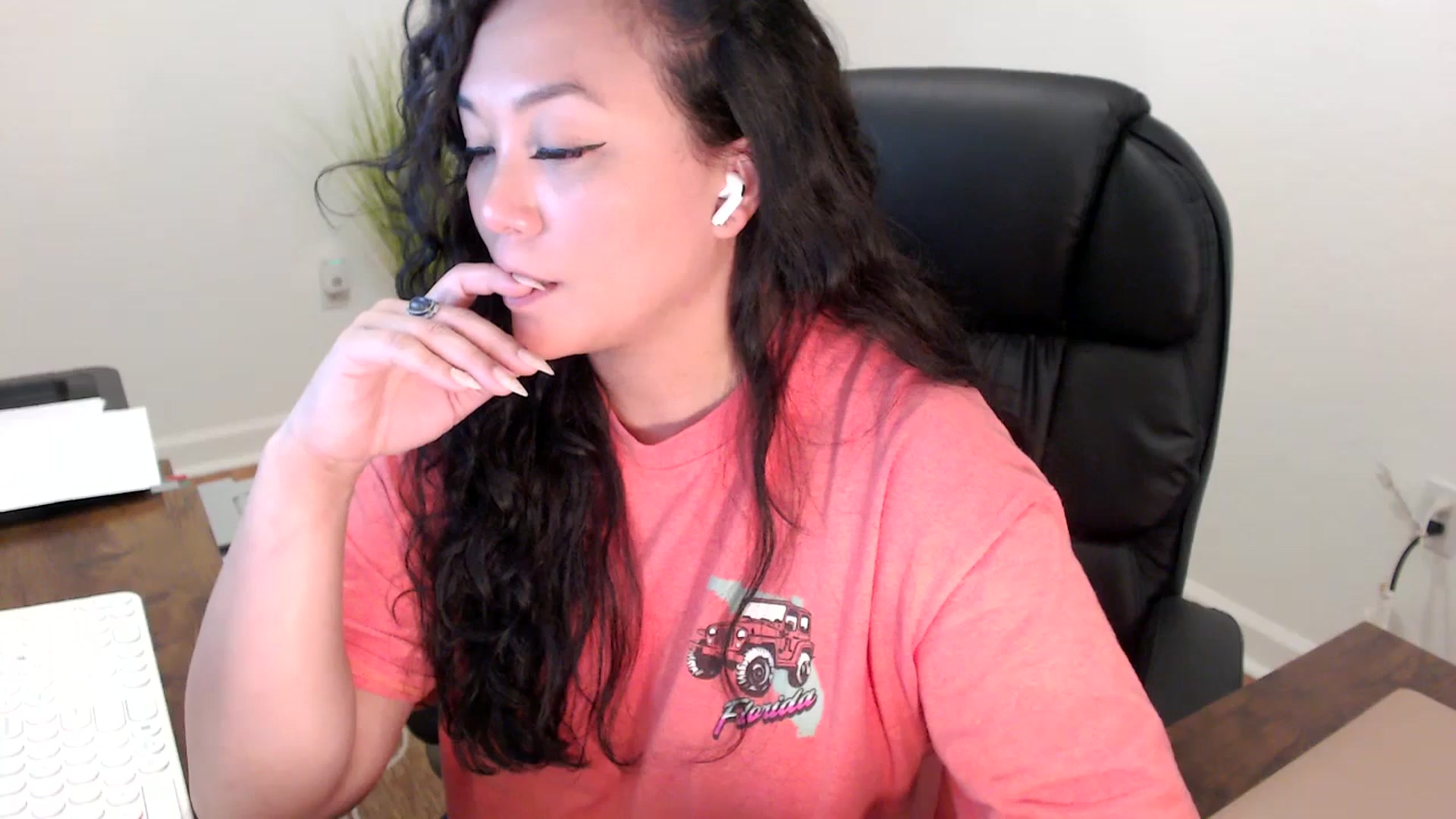 Gallery image thumbnail from MickaylaStar's myfreecams stream on, 01/29/2026, 18:07 image 9 of 20