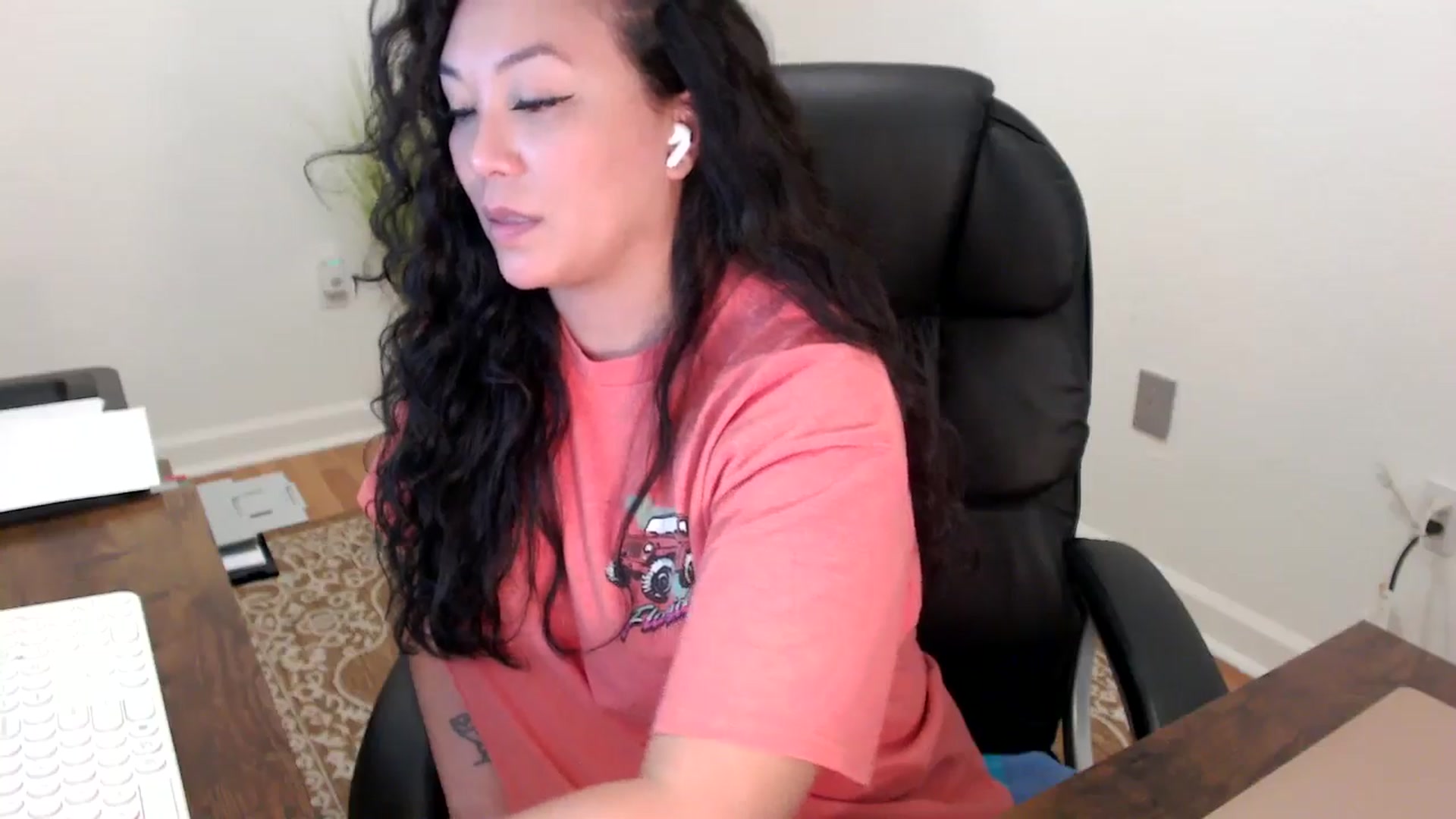 Gallery image thumbnail from MickaylaStar's myfreecams stream on, 01/29/2026, 18:07 image 16 of 20