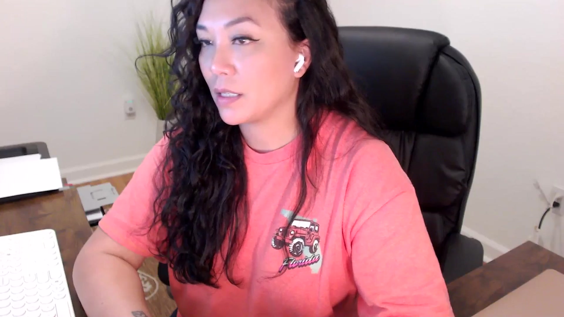 Gallery image thumbnail from MickaylaStar's myfreecams stream on, 01/29/2026, 18:07 image 4 of 20