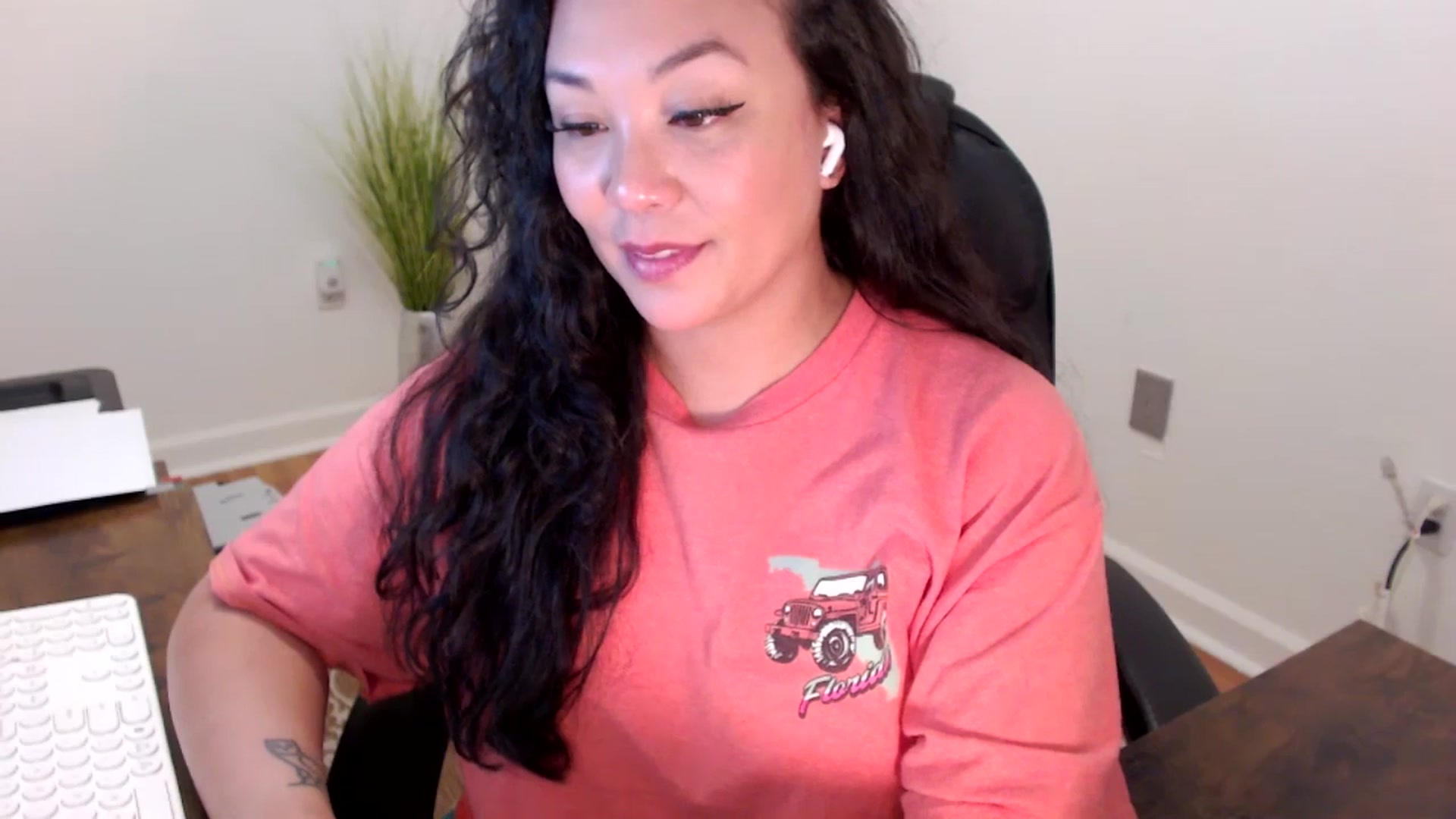 Gallery image thumbnail from MickaylaStar's myfreecams stream on, 01/29/2026, 18:26 image 16 of 20