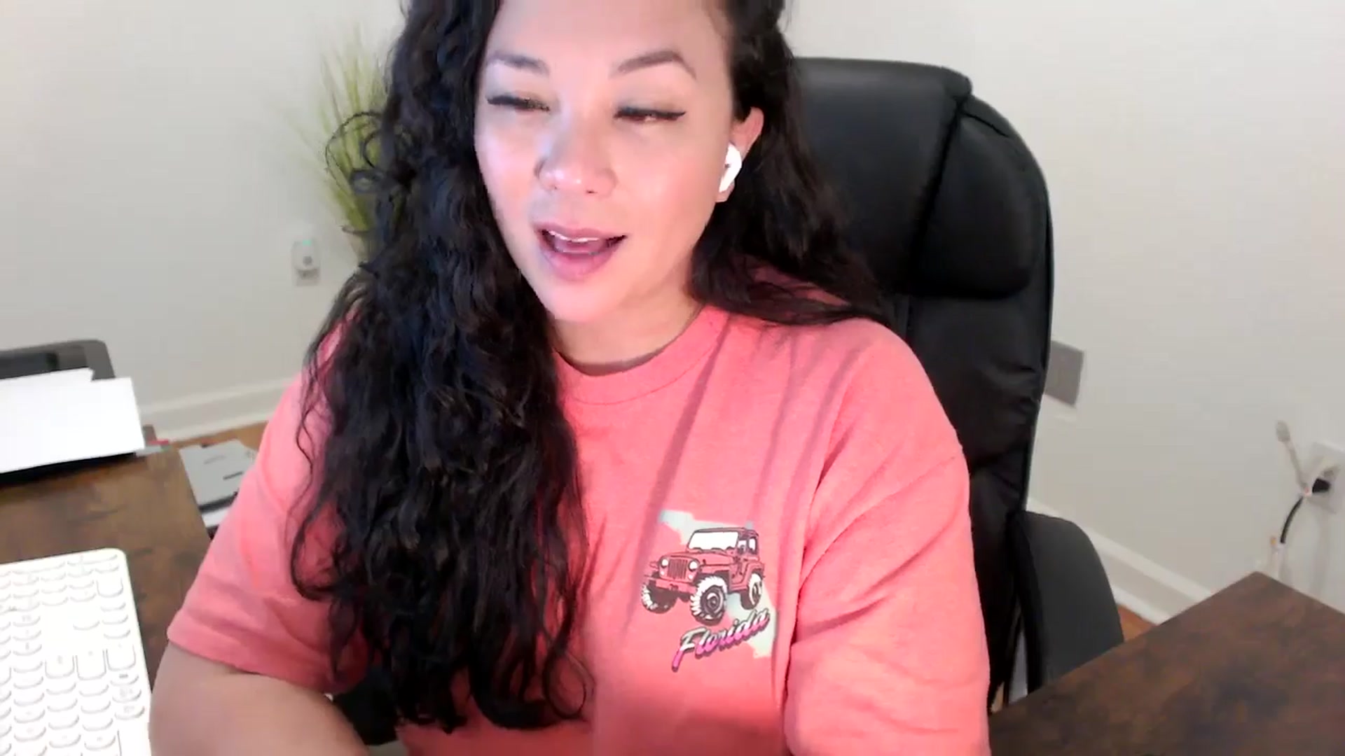 Gallery image thumbnail from MickaylaStar's myfreecams stream on, 01/29/2026, 18:50 image 7 of 20
