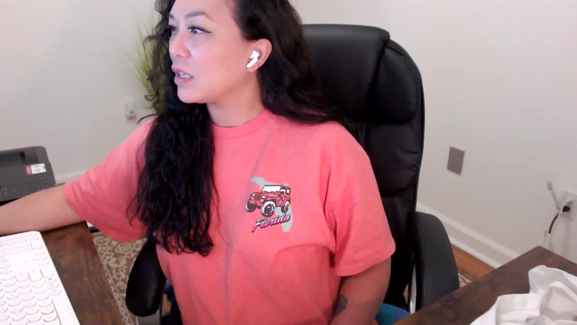 Gallery image thumbnail from MickaylaStar's myfreecams stream on, 01/29/2026, 20:38 image 17 of 20