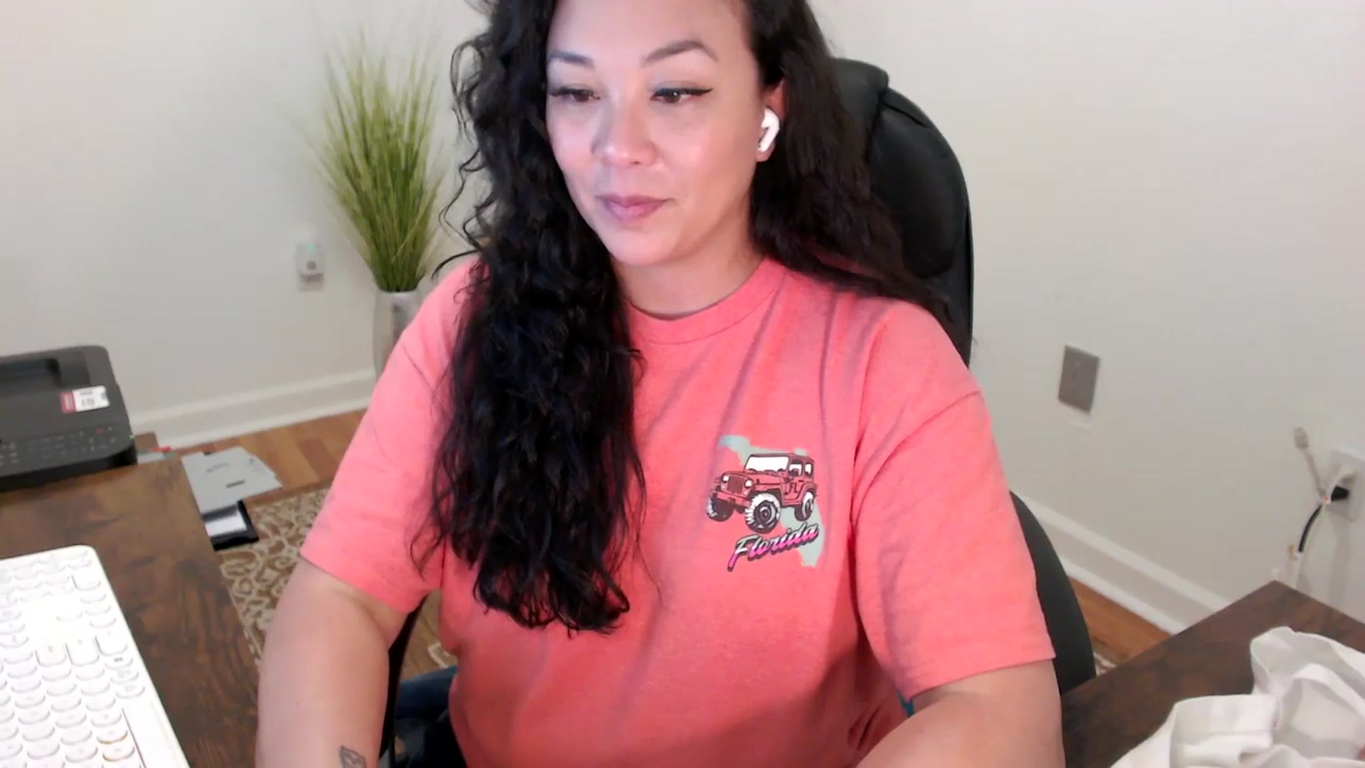 Gallery image thumbnail from MickaylaStar's myfreecams stream on, 01/29/2026, 20:38 image 12 of 20