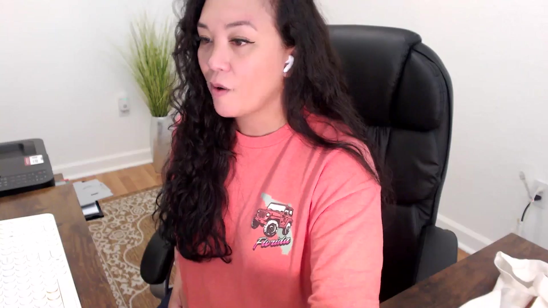 Gallery image thumbnail from MickaylaStar's myfreecams stream on, 01/29/2026, 21:20 image 18 of 20