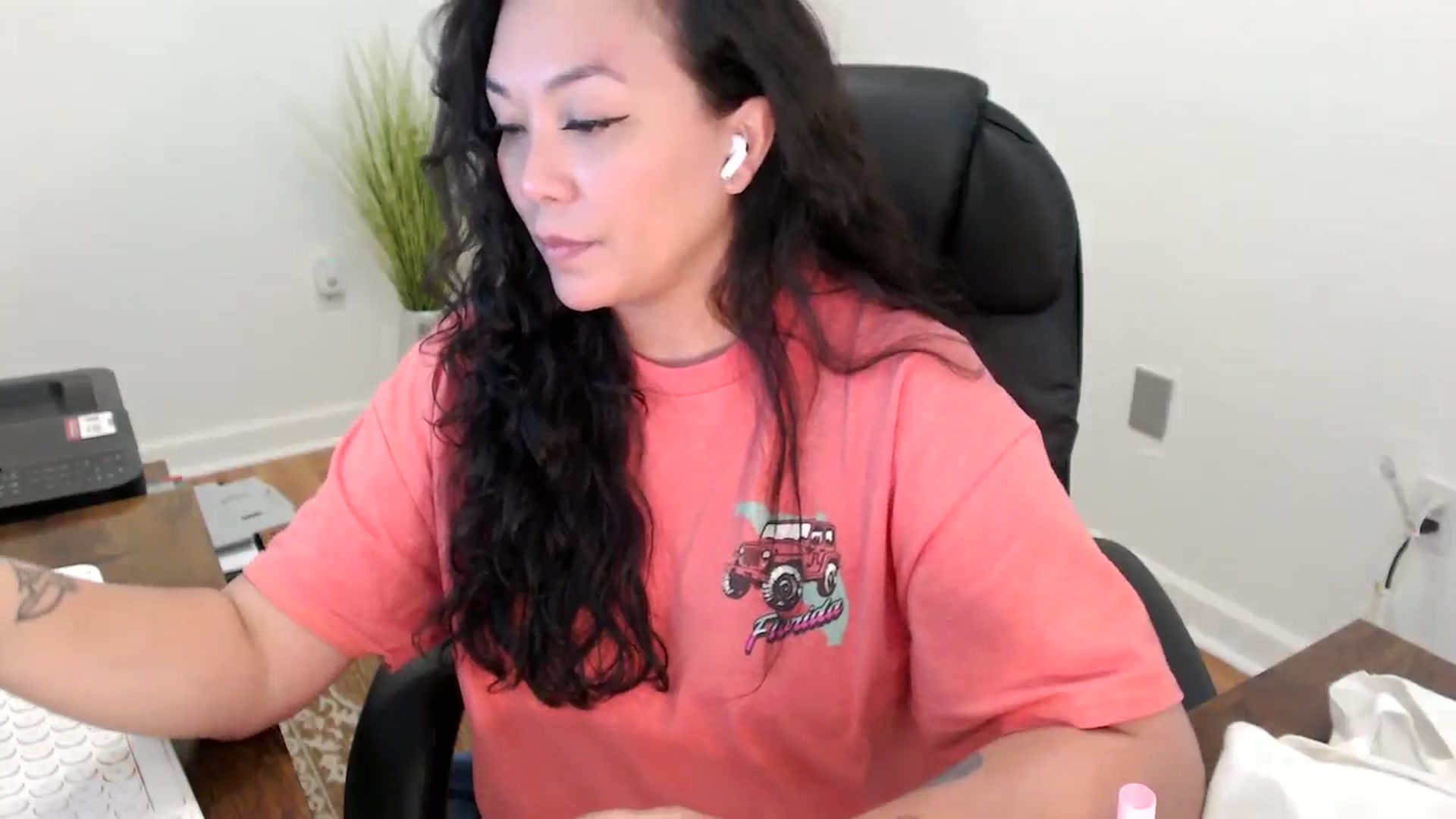 Gallery image thumbnail from MickaylaStar's myfreecams stream on, 01/29/2026, 21:20 image 7 of 20