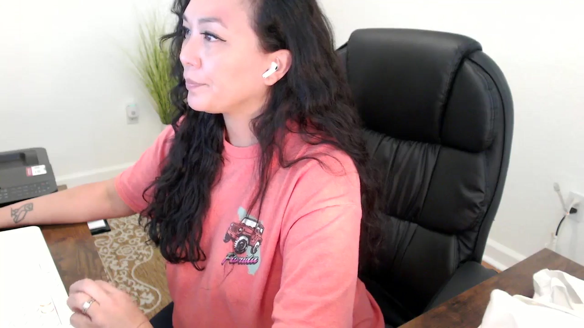 Gallery image thumbnail from MickaylaStar's myfreecams stream on, 01/29/2026, 21:20 image 3 of 20