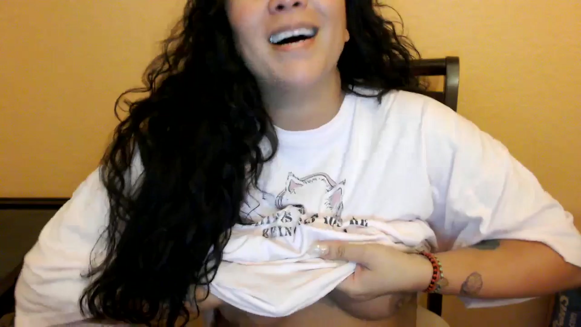 Gallery image thumbnail from MickaylaStar's myfreecams stream on, 01/30/2026, 04:39 image 9 of 20