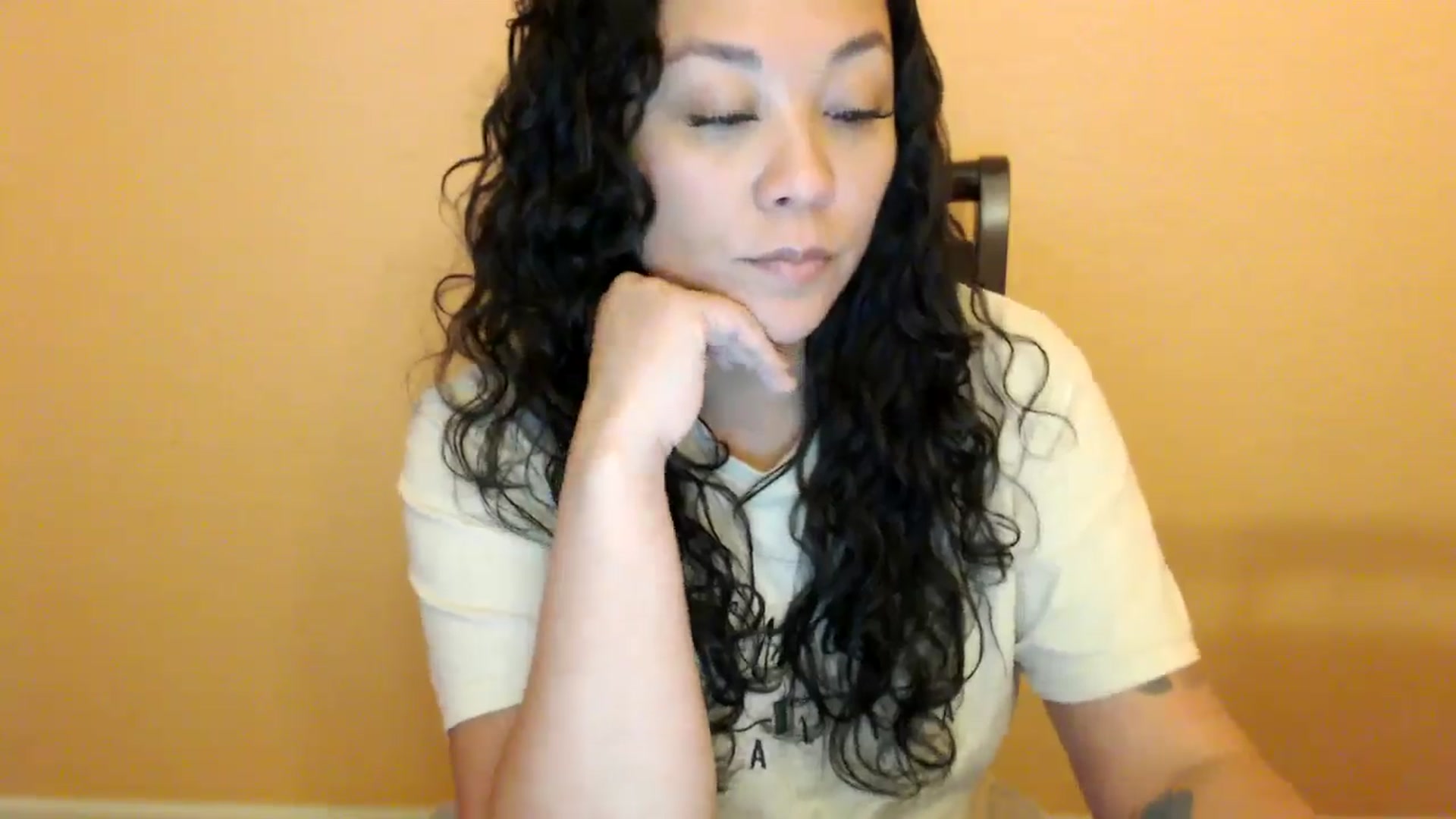 Gallery image thumbnail from MickaylaStar's myfreecams stream on, 02/02/2026, 02:20 image 9 of 20