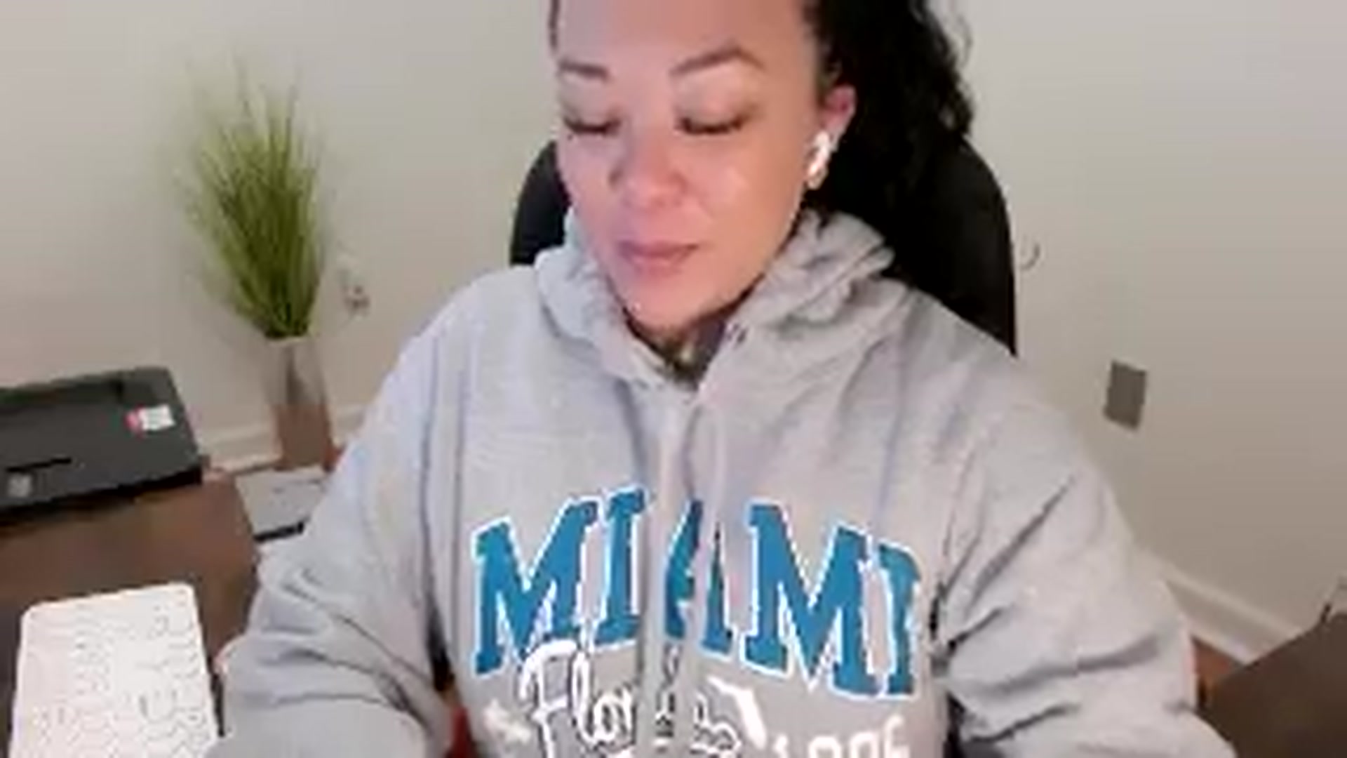 Gallery image thumbnail from MickaylaStar's myfreecams stream on, 02/02/2026, 15:11 image 7 of 20