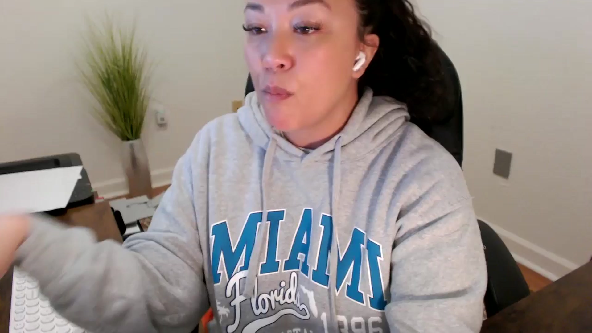 Gallery image thumbnail from MickaylaStar's myfreecams stream on, 02/02/2026, 17:22 image 1 of 20