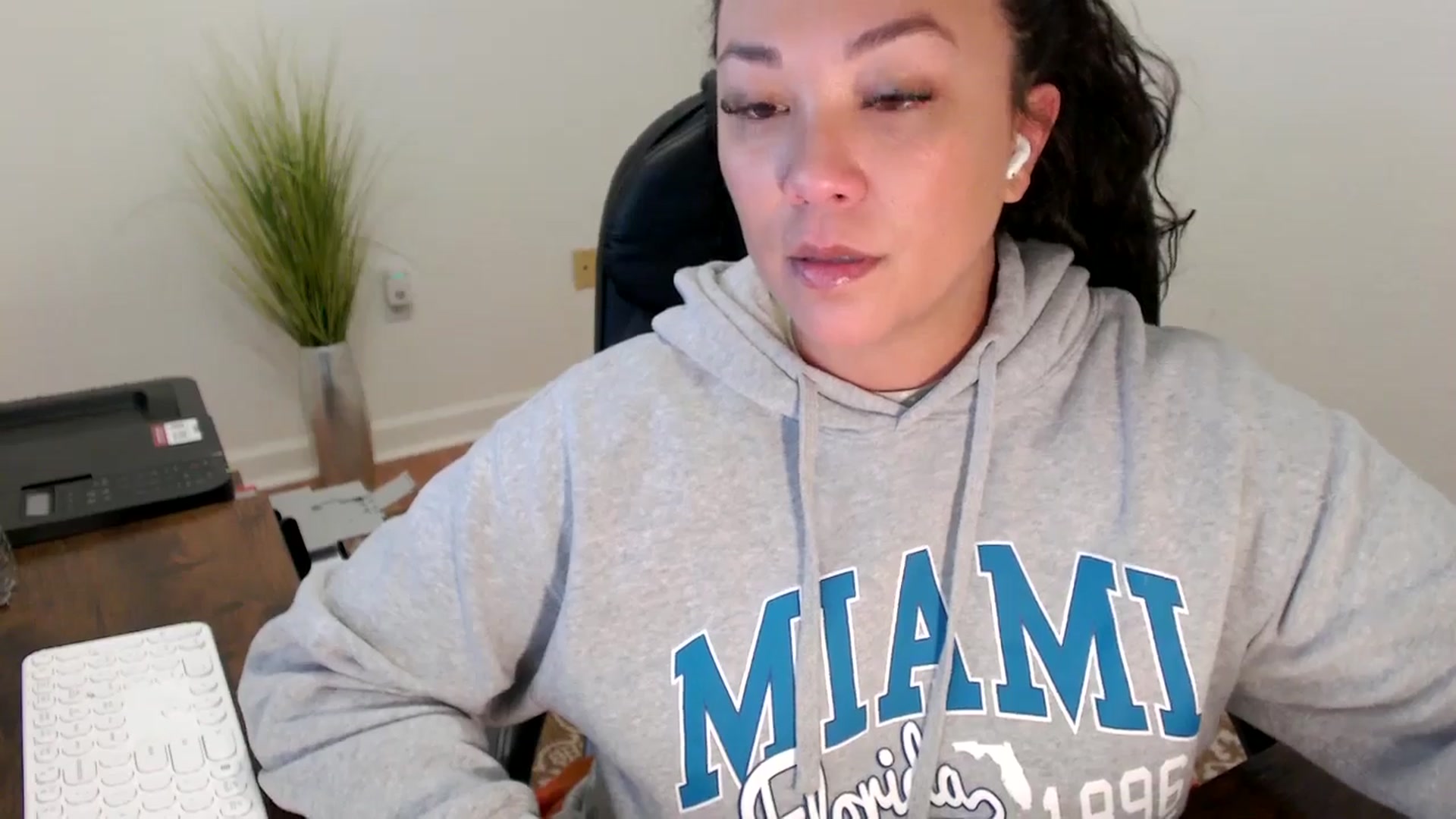 Gallery image thumbnail from MickaylaStar's myfreecams stream on, 02/02/2026, 19:29 image 7 of 20