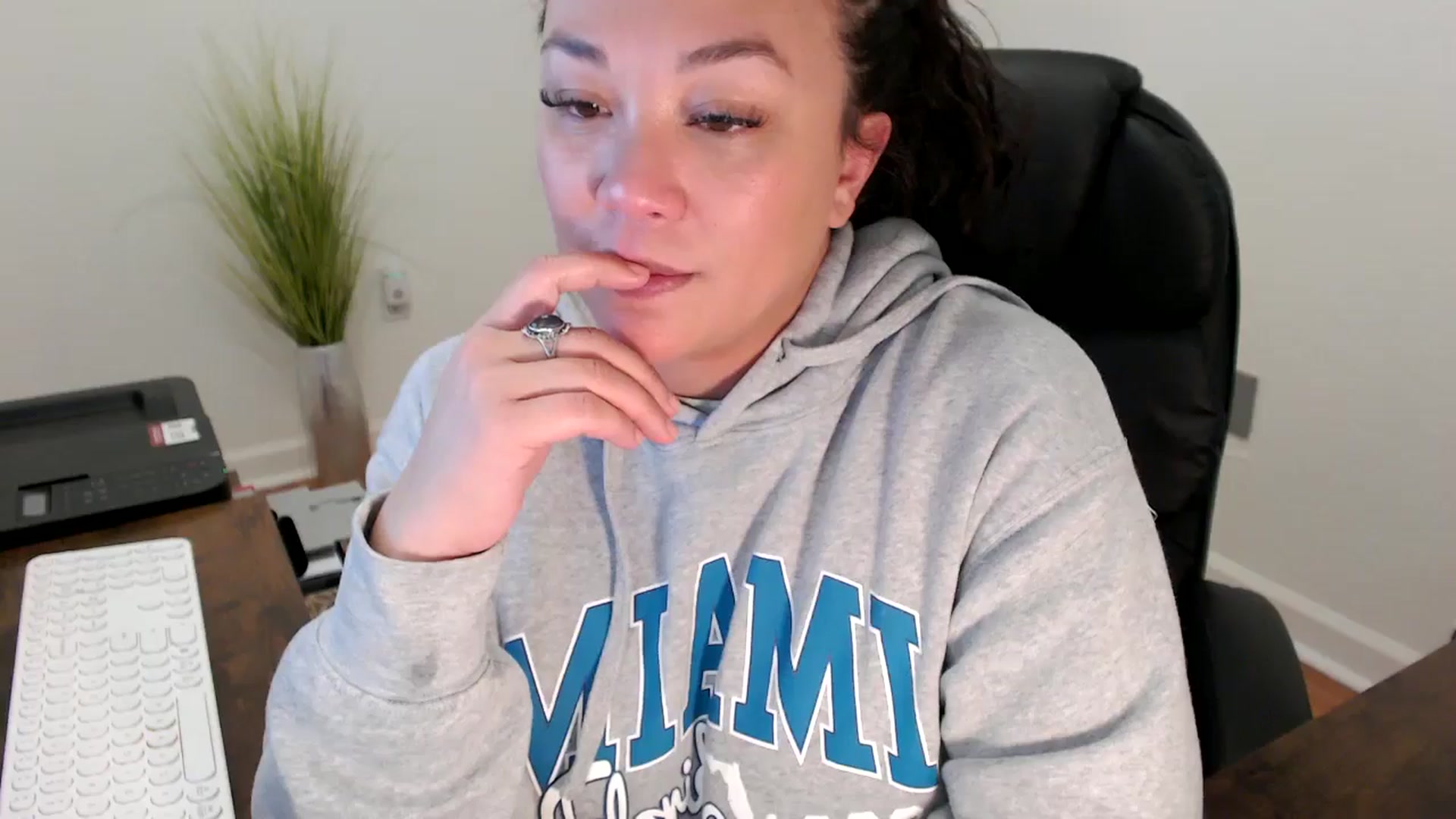 Gallery image thumbnail from MickaylaStar's myfreecams stream on, 02/02/2026, 19:42 image 18 of 20