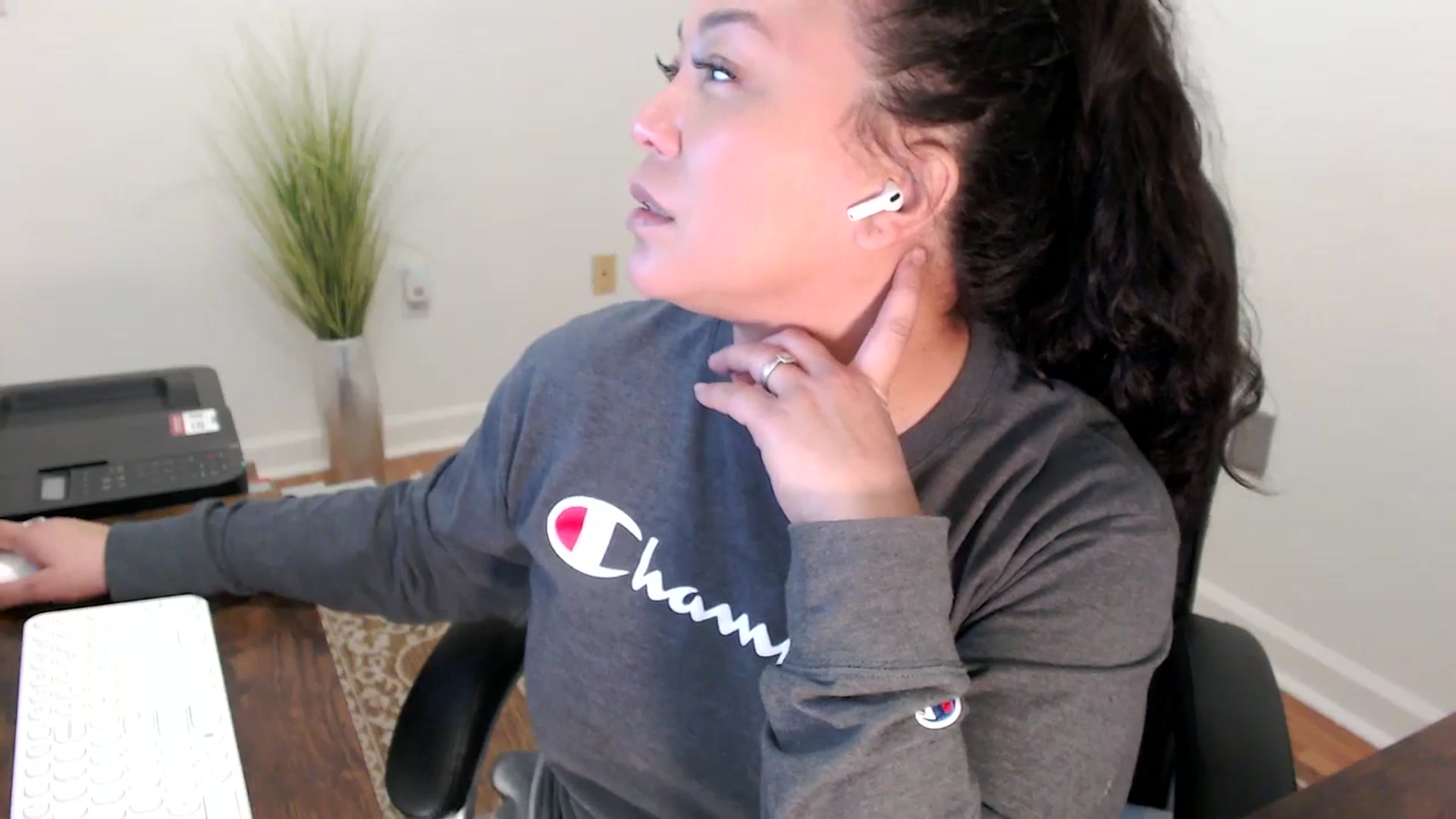 Gallery image thumbnail from MickaylaStar's myfreecams stream on, 02/03/2026, 19:15 image 13 of 20