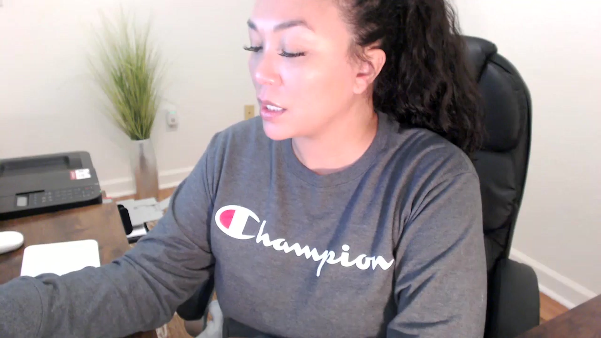 Gallery image thumbnail from MickaylaStar's myfreecams stream on, 02/03/2026, 20:07 image 16 of 20