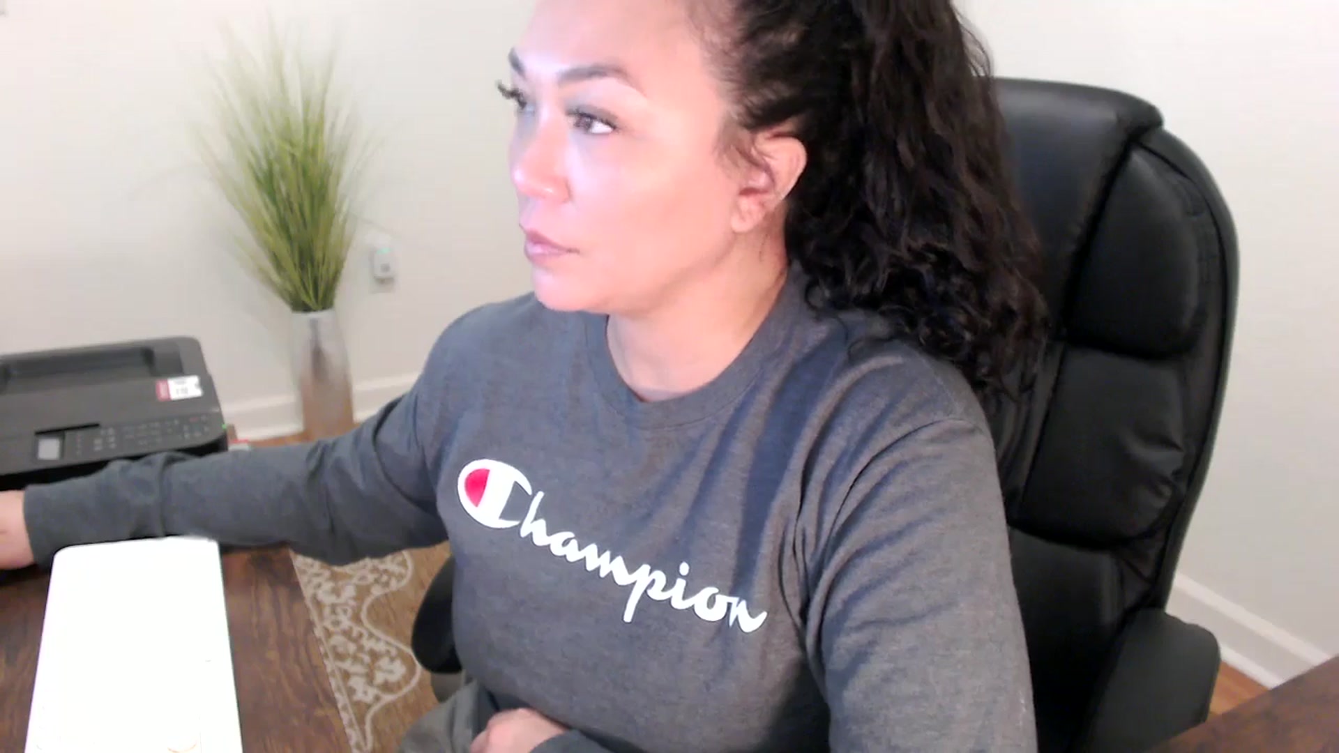 Gallery image thumbnail from MickaylaStar's myfreecams stream on, 02/03/2026, 20:07 image 12 of 20