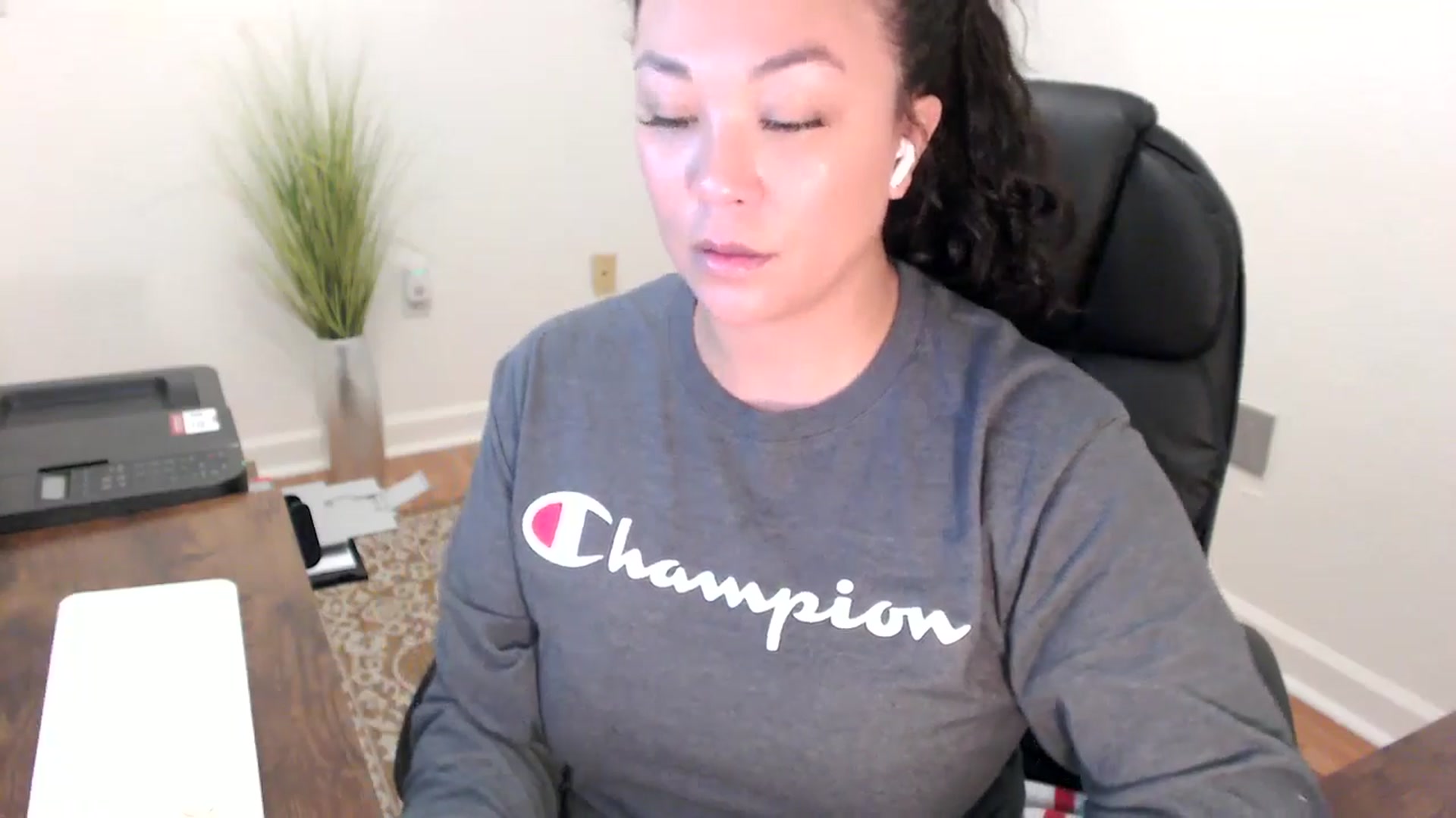 Gallery image thumbnail from MickaylaStar's myfreecams stream on, 02/03/2026, 20:07 image 9 of 20