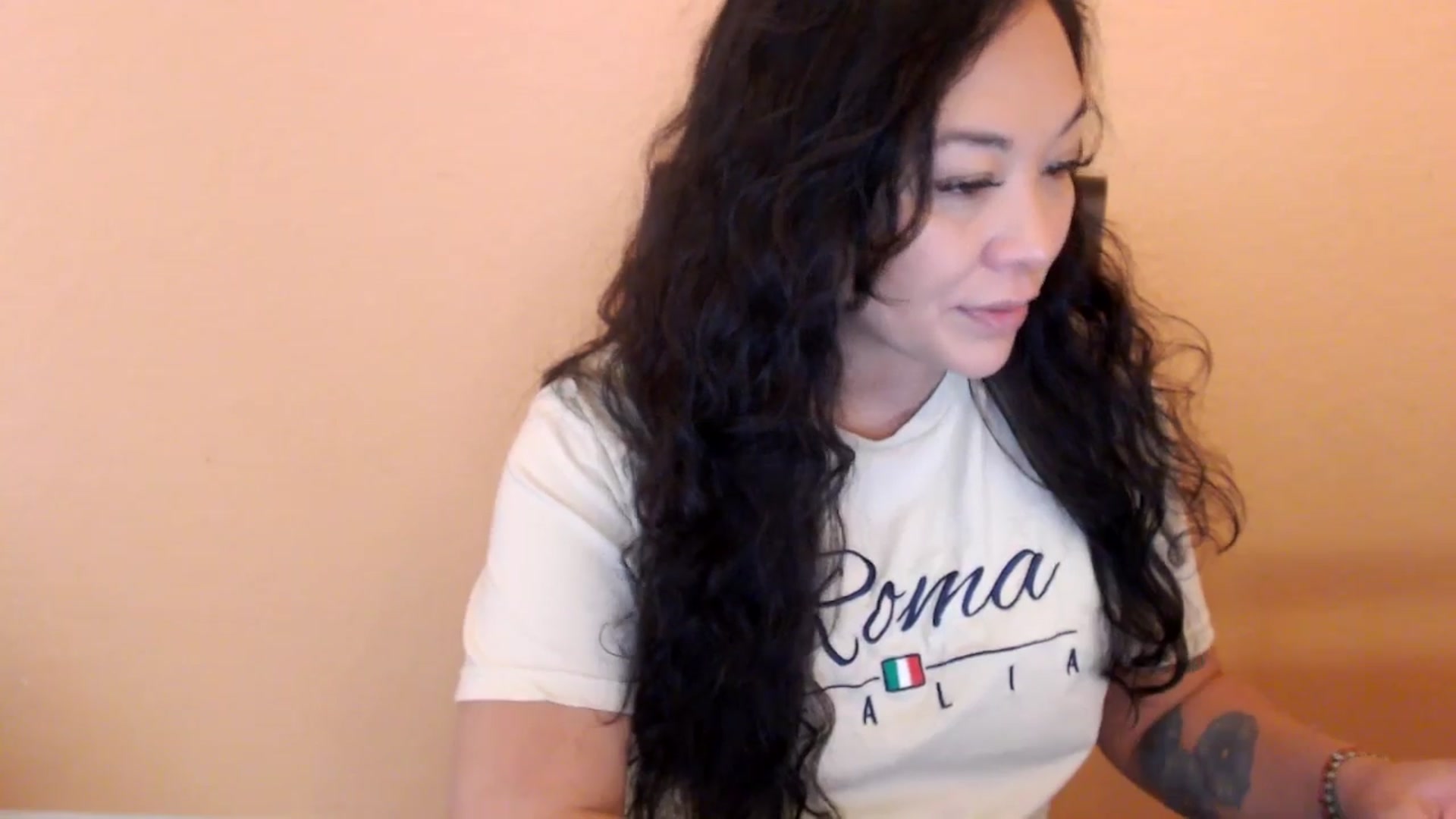 Gallery image thumbnail from MickaylaStar's myfreecams stream on, 02/04/2026, 17:28 image 13 of 20