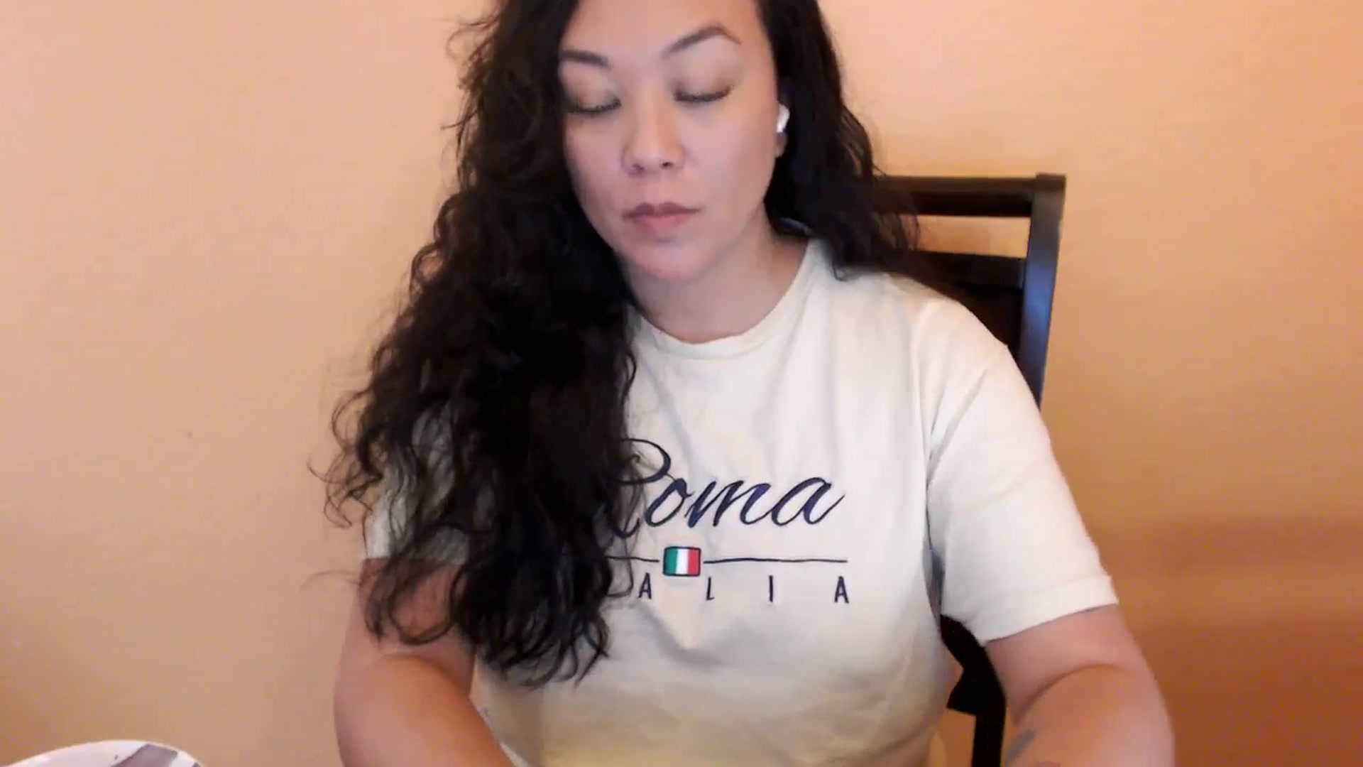 Gallery image thumbnail from MickaylaStar's myfreecams stream on, 02/04/2026, 18:38 image 12 of 20