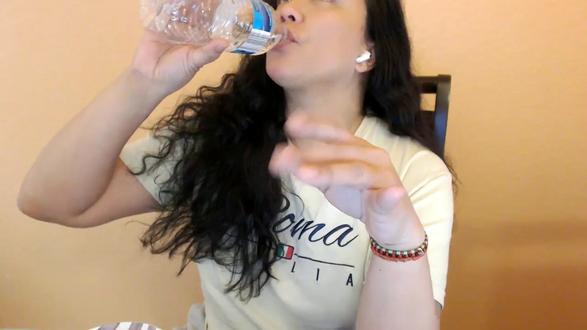Gallery image thumbnail from MickaylaStar's myfreecams stream on, 02/04/2026, 18:38 image 8 of 20