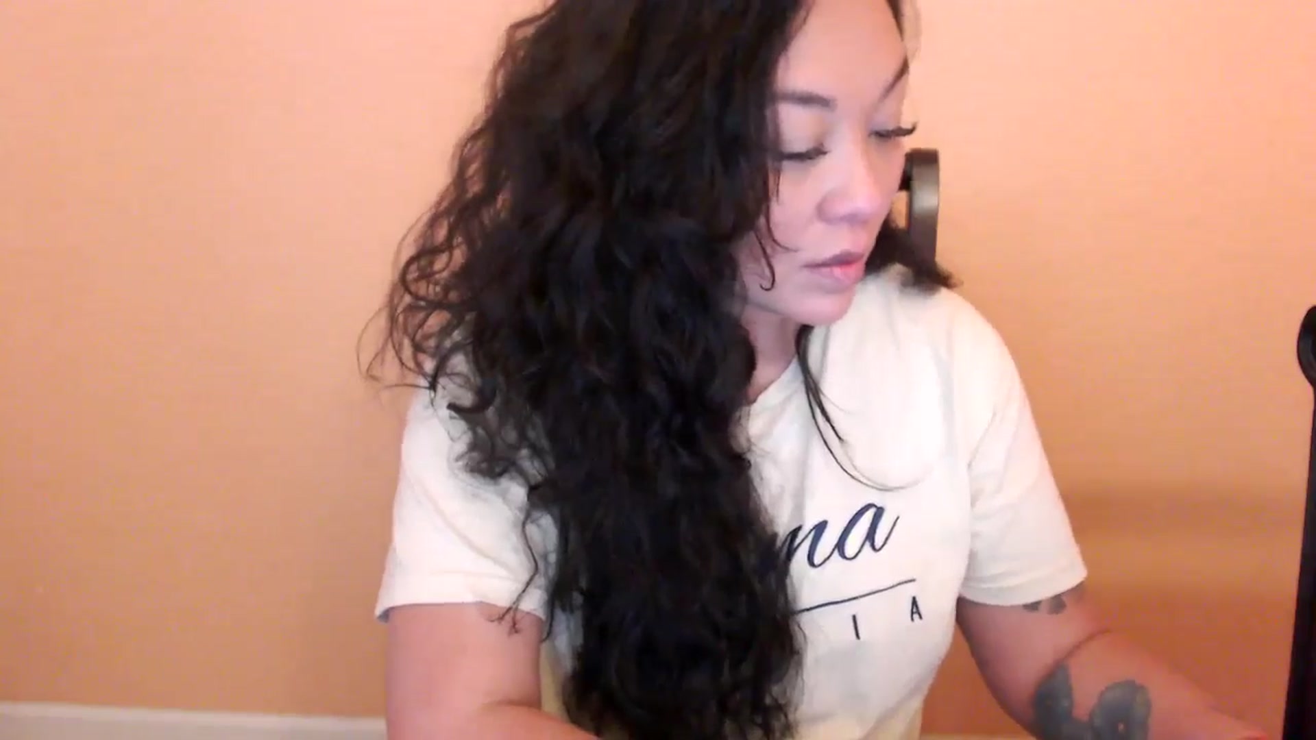 Gallery image thumbnail from MickaylaStar's myfreecams stream on, 02/04/2026, 21:32 image 9 of 20