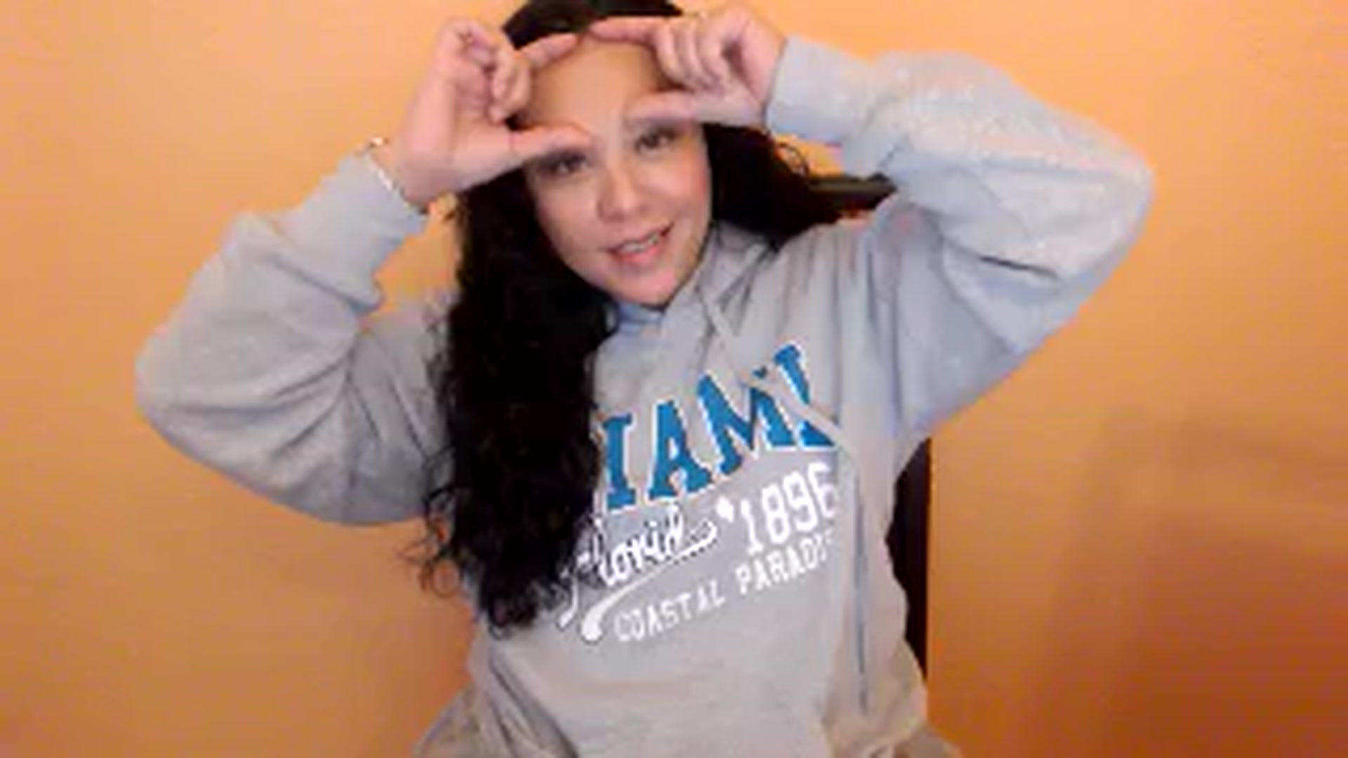 Gallery image thumbnail from MickaylaStar's myfreecams stream on, 02/08/2026, 20:37 image 6 of 20