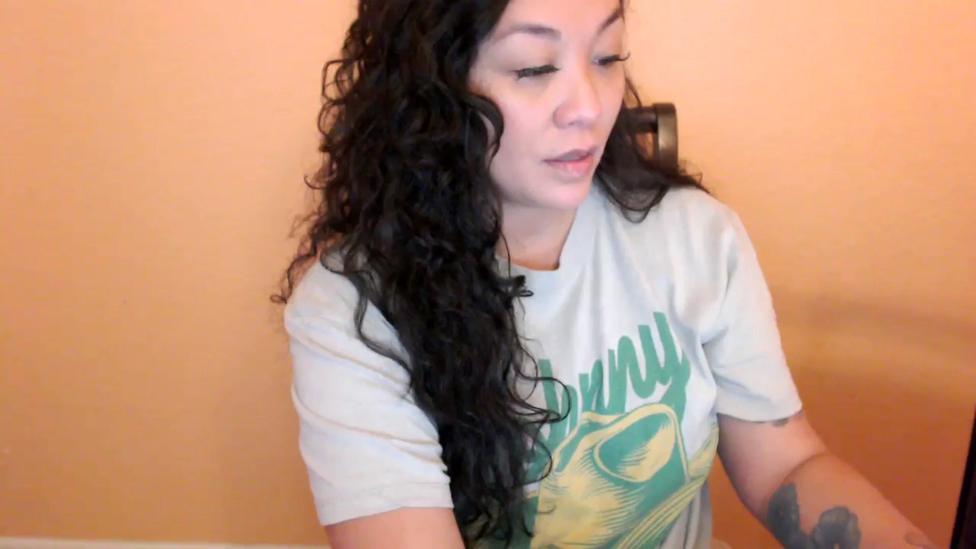 Gallery image thumbnail from MickaylaStar's myfreecams stream on, 02/09/2026, 22:35 image 8 of 20