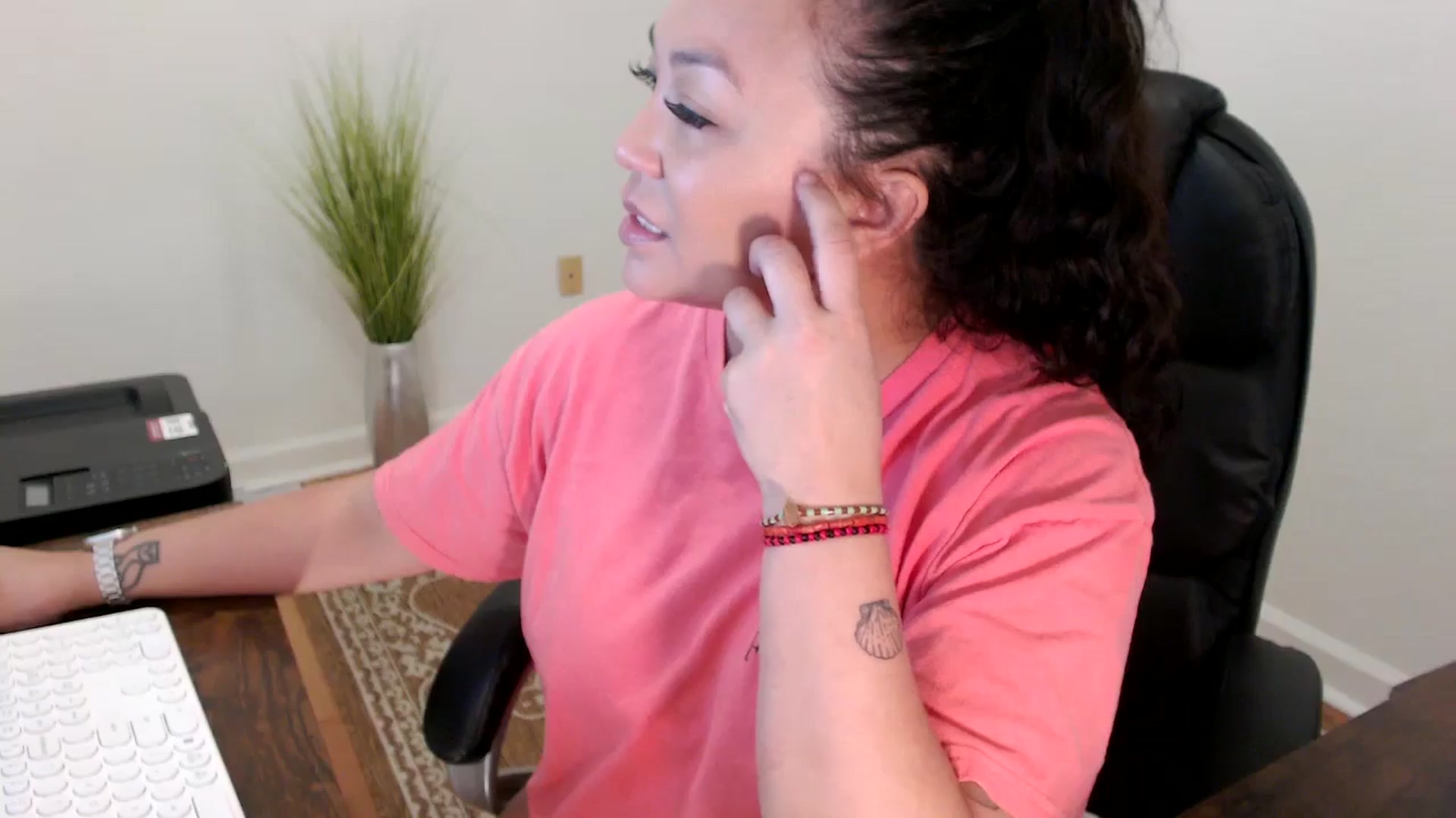 Gallery image thumbnail from MickaylaStar's myfreecams stream on, 02/10/2026, 19:15 image 17 of 20