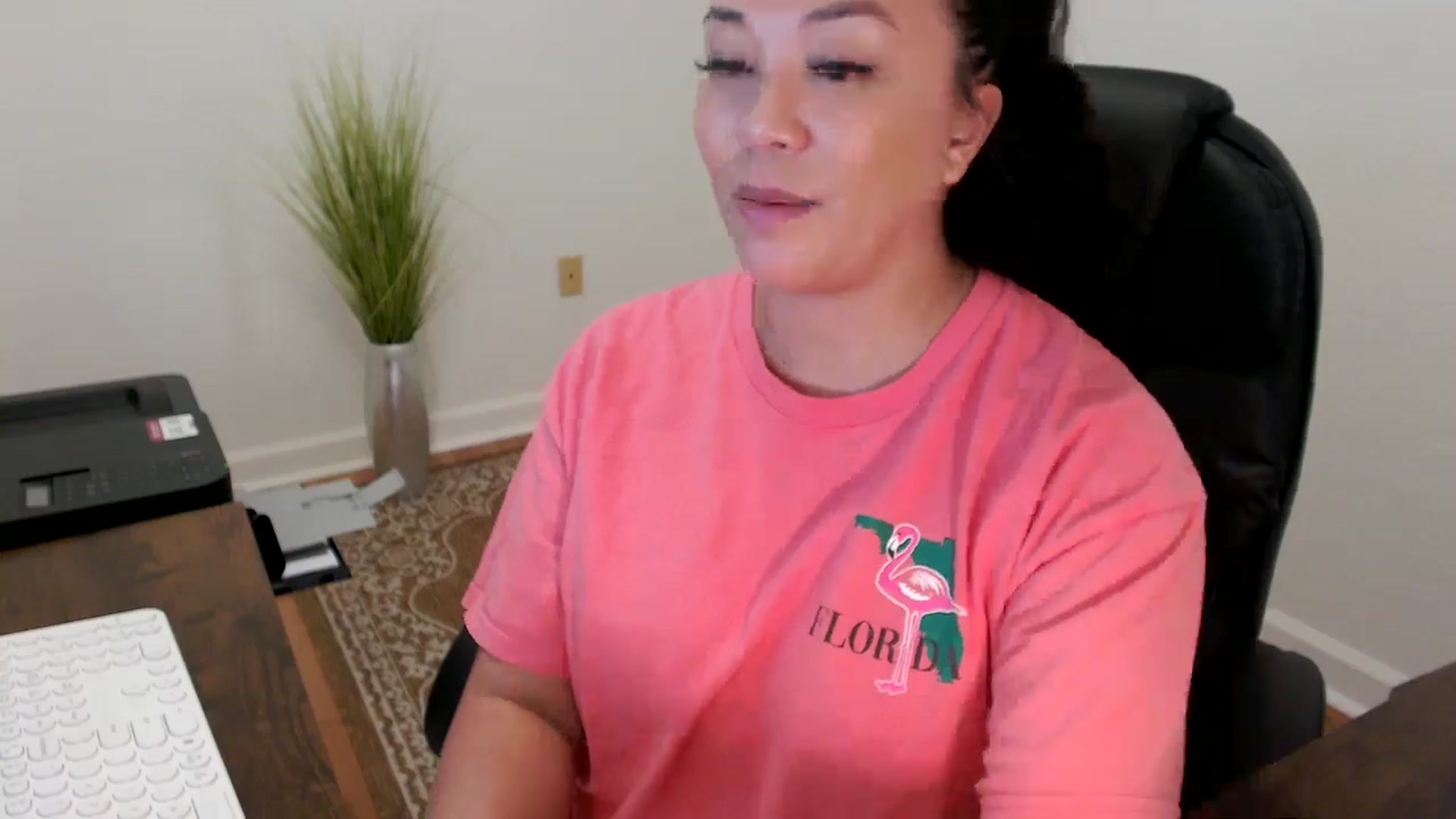 Gallery image thumbnail from MickaylaStar's myfreecams stream on, 02/10/2026, 19:15 image 16 of 20