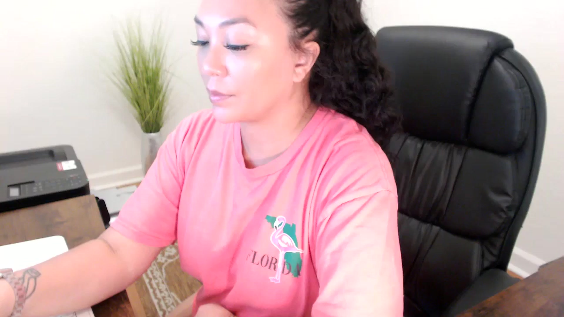 Gallery image thumbnail from MickaylaStar's myfreecams stream on, 02/10/2026, 19:15 image 8 of 20
