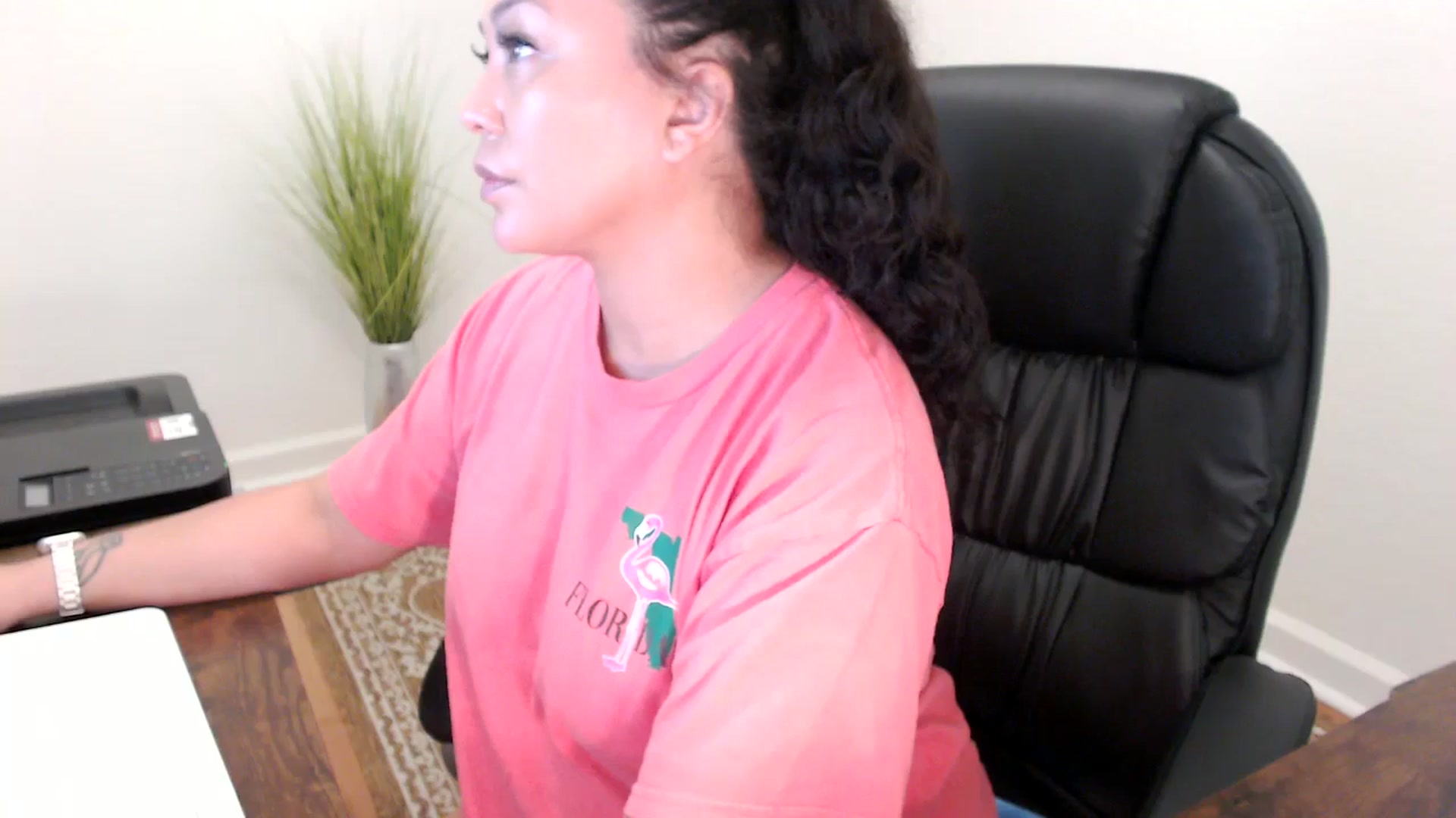 Gallery image thumbnail from MickaylaStar's myfreecams stream on, 02/10/2026, 19:15 image 2 of 20