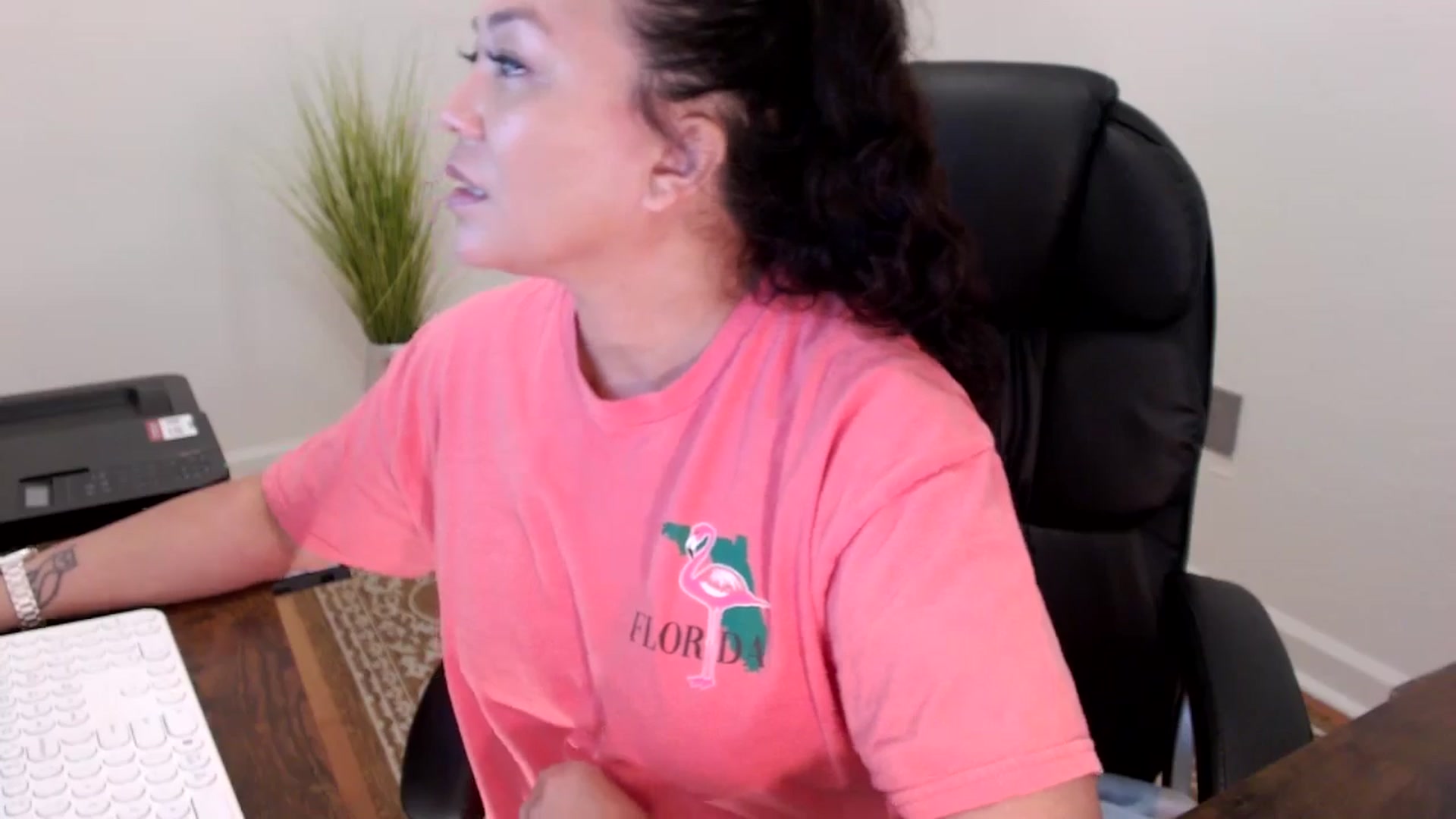 Gallery image thumbnail from MickaylaStar's myfreecams stream on, 02/10/2026, 19:15 image 20 of 20