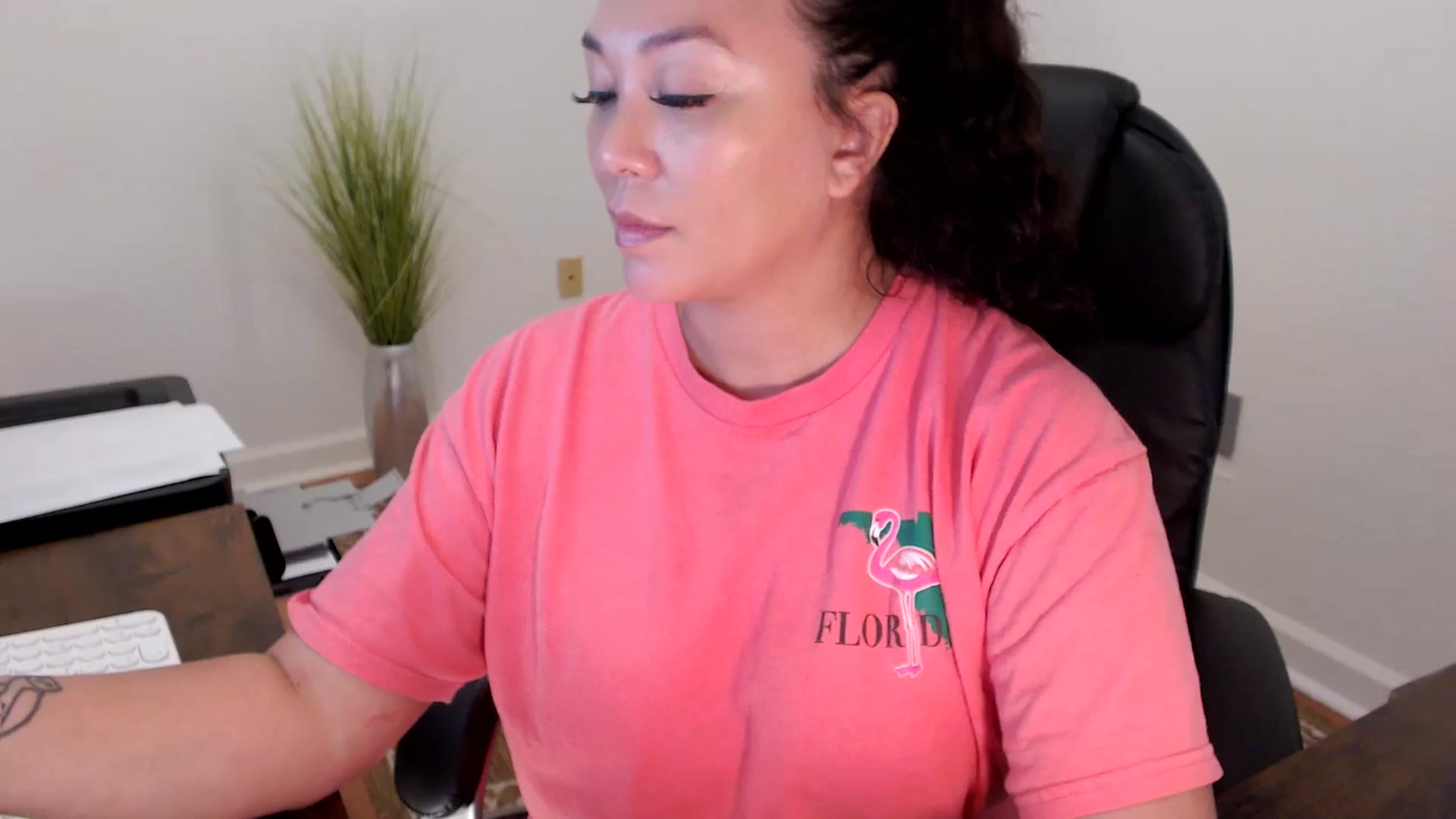 Gallery image thumbnail from MickaylaStar's myfreecams stream on, 02/10/2026, 19:55 image 5 of 20