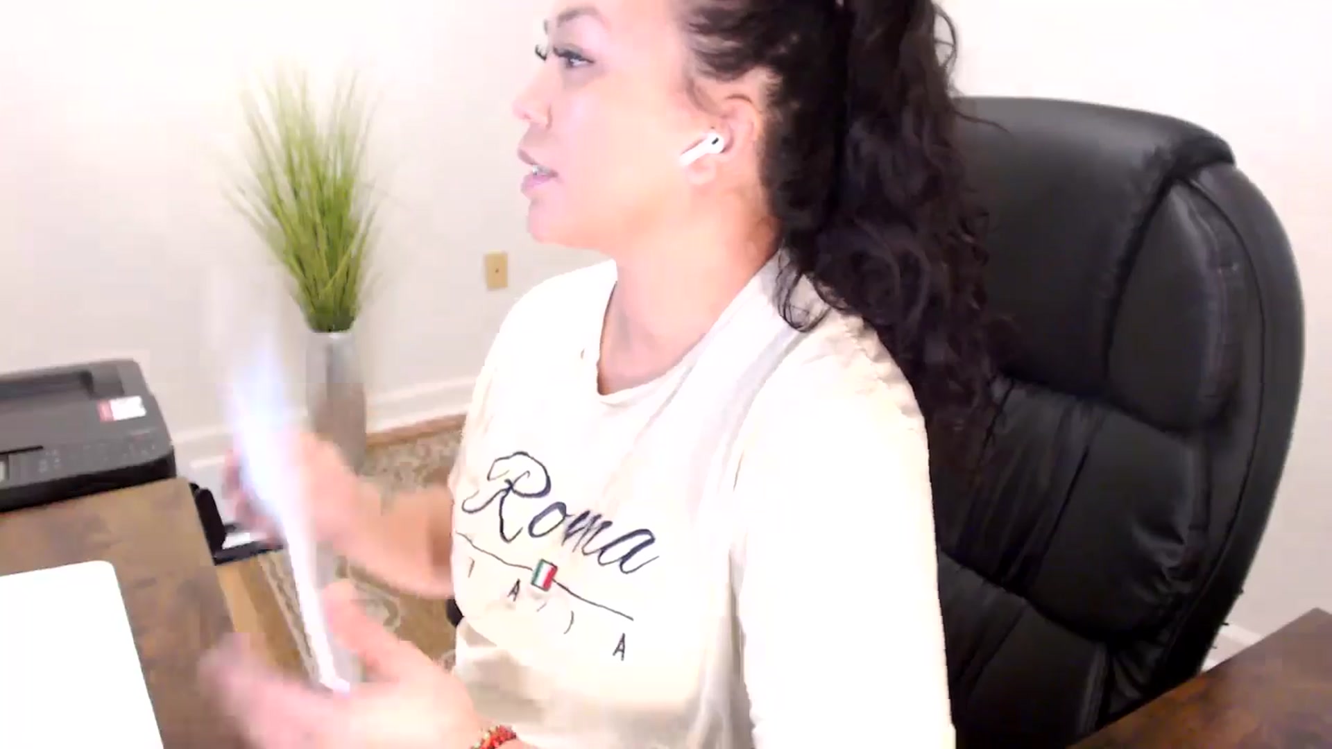Gallery image thumbnail from MickaylaStar's myfreecams stream on, 02/12/2026, 17:29 image 20 of 20